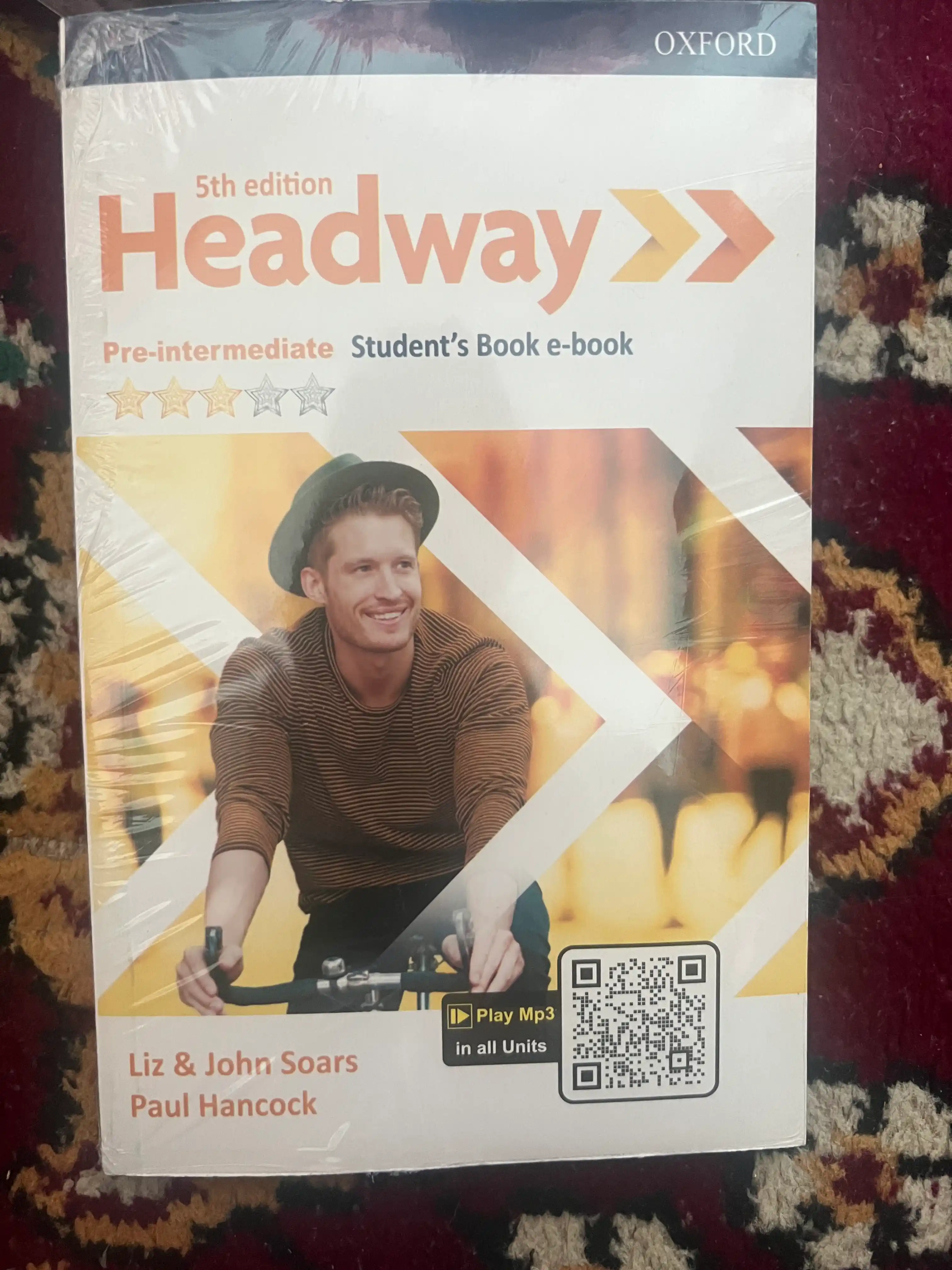 Headway Beginner, Elementary, Pre-intermediate Student's book 4th, 5th editon