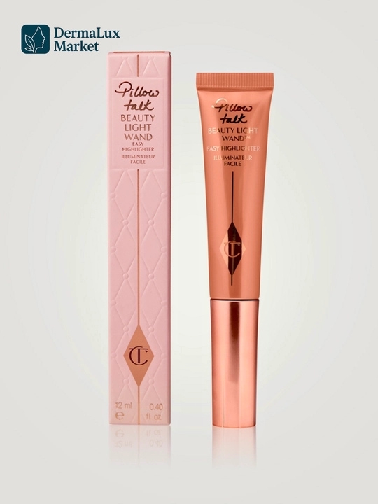 Charlotte Tilbury Pillow Talk suyuq xaylayteri - krem rangli, chidamli, yumshoq applikatorli