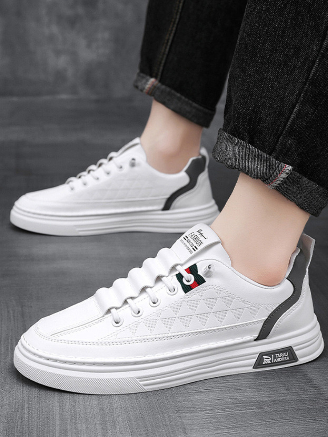 Porno qizlar navbatma-navbat yigitni onlayn sikishadi Qozoq porno video sex tech