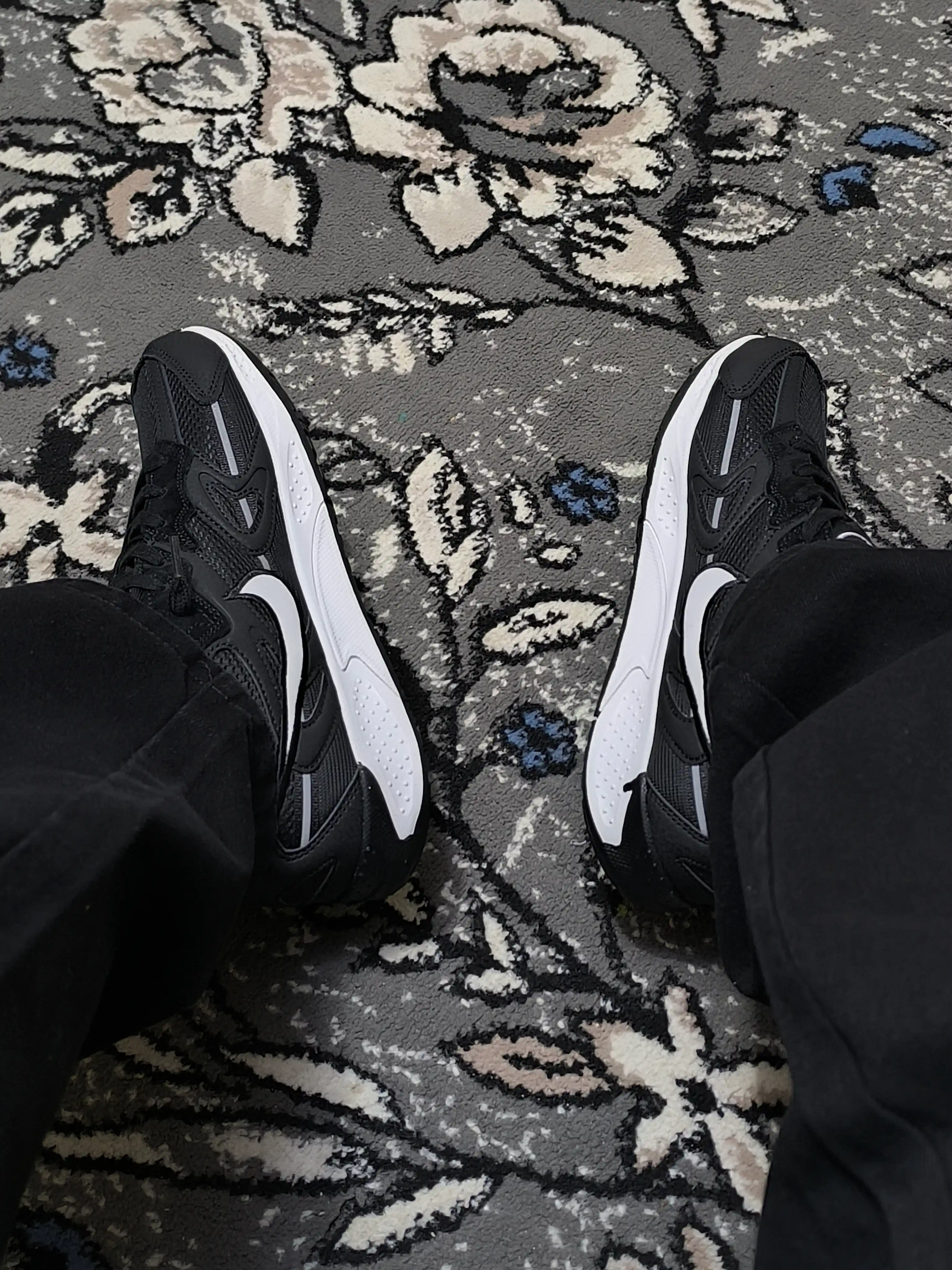 Erkaklar, ayollar, o‘smirlar krossovkalari Nike JAM, zal uchun, sport uchun, 41–45