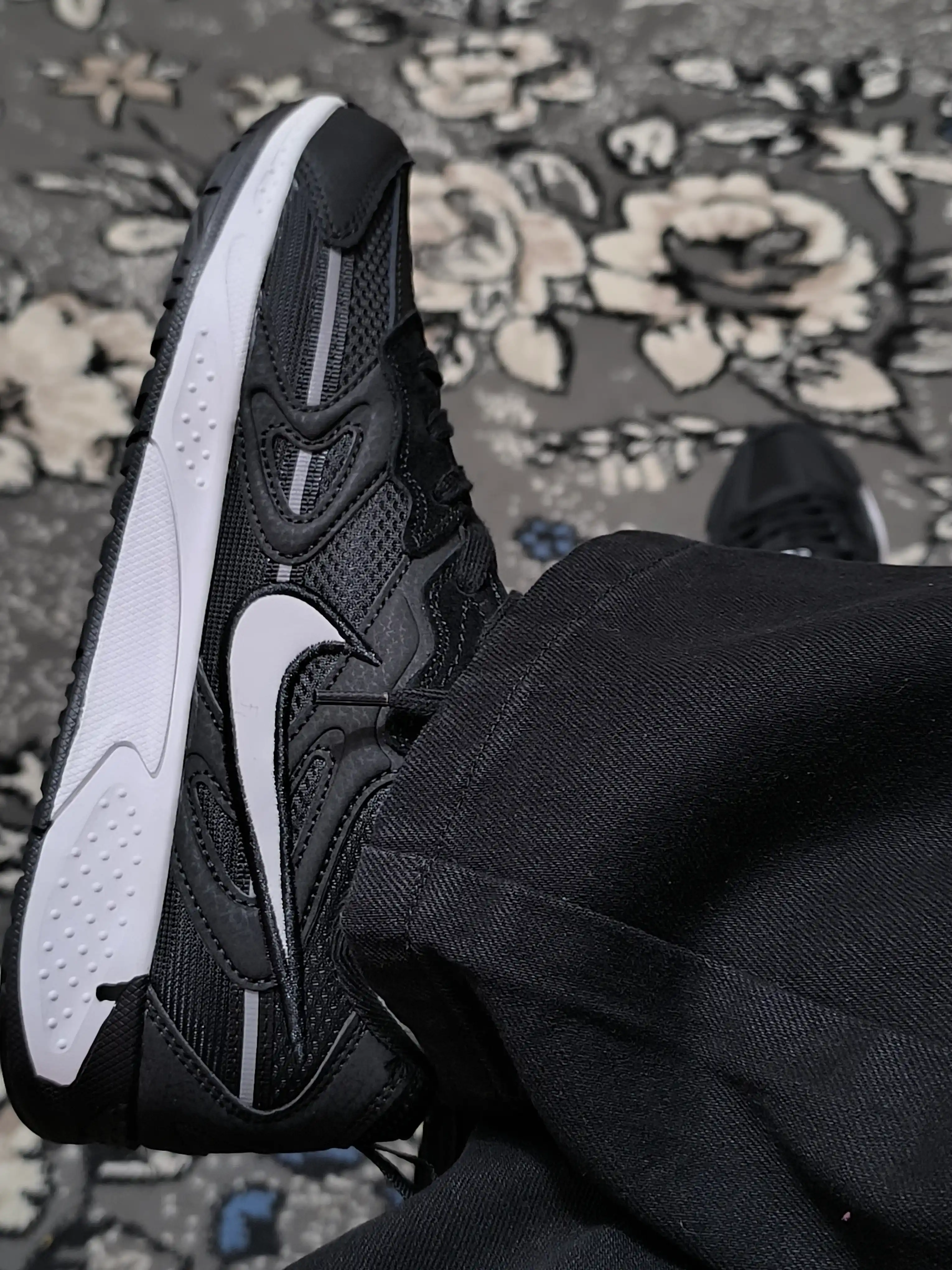 Erkaklar, ayollar, o‘smirlar krossovkalari Nike JAM, zal uchun, sport uchun, 41–45