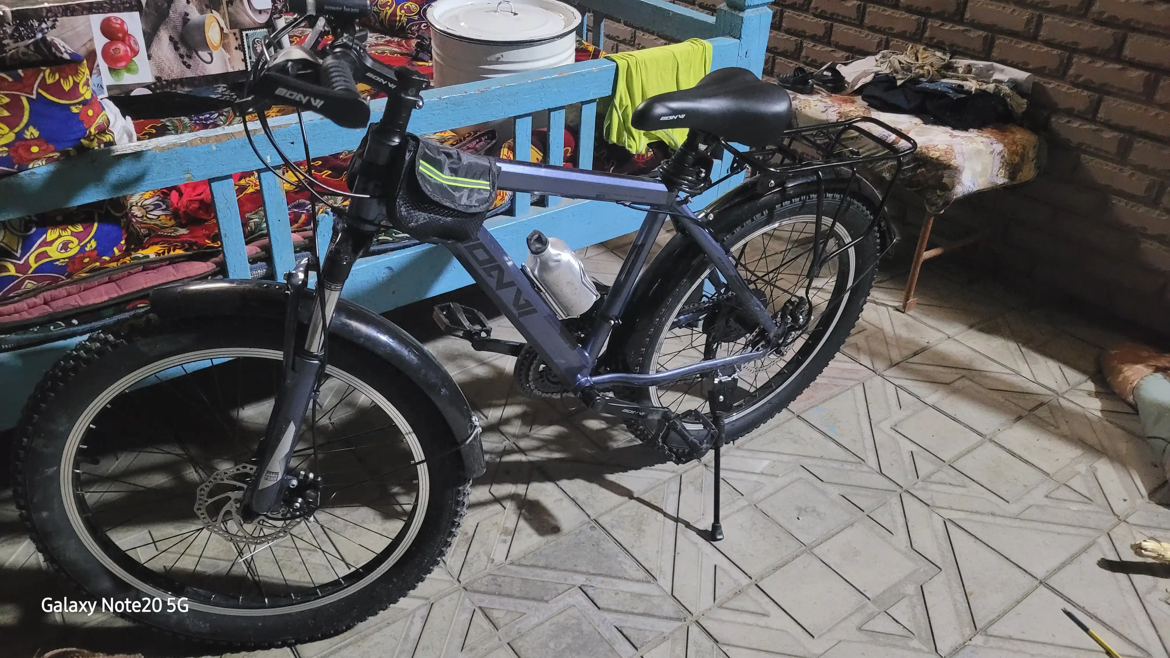 24-dyuymli, kattalar va osmirlar uchun tog velosipedi, BONVI ID:10845