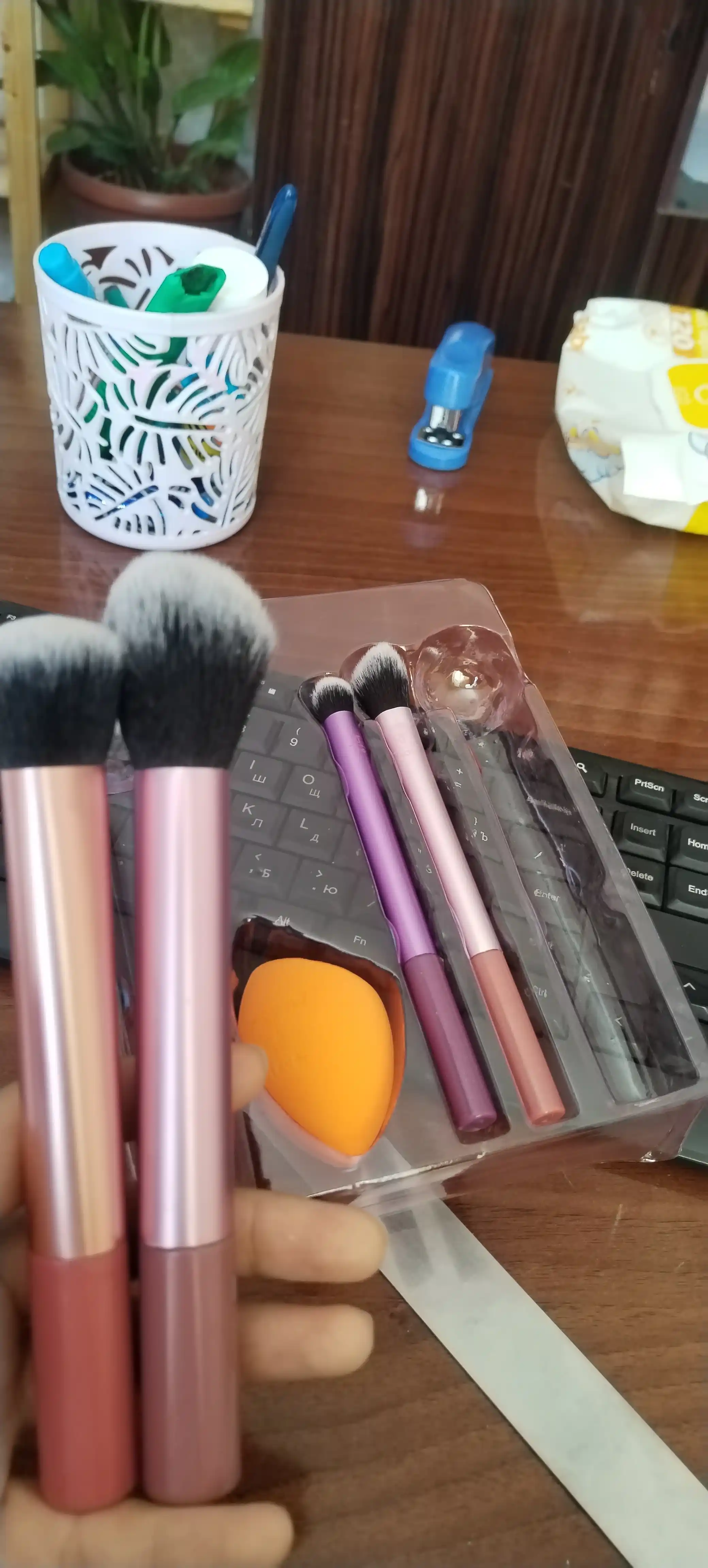 Набор кистей для макияжа Real Techniques Everyday Essentials, 5 шт