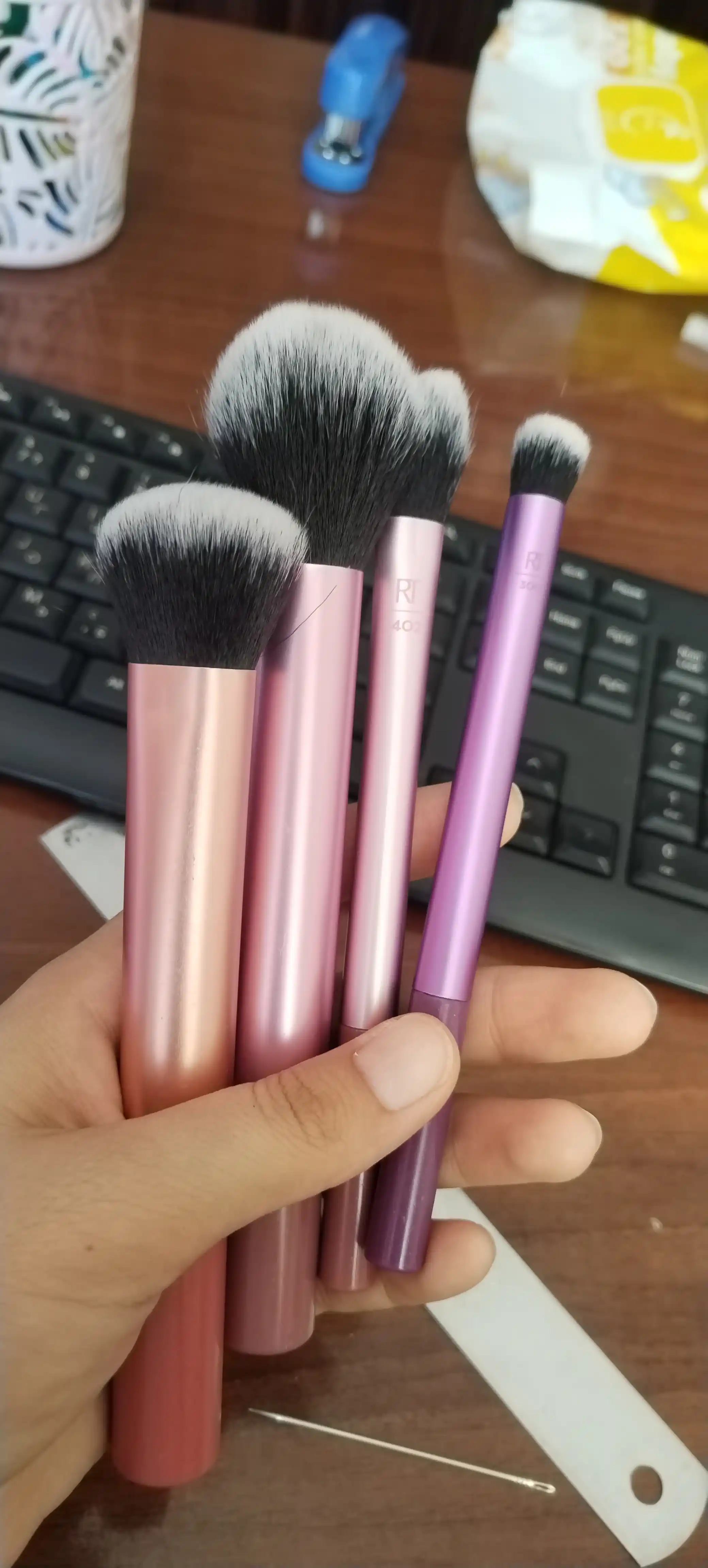Набор кистей для макияжа Real Techniques Everyday Essentials, 5 шт