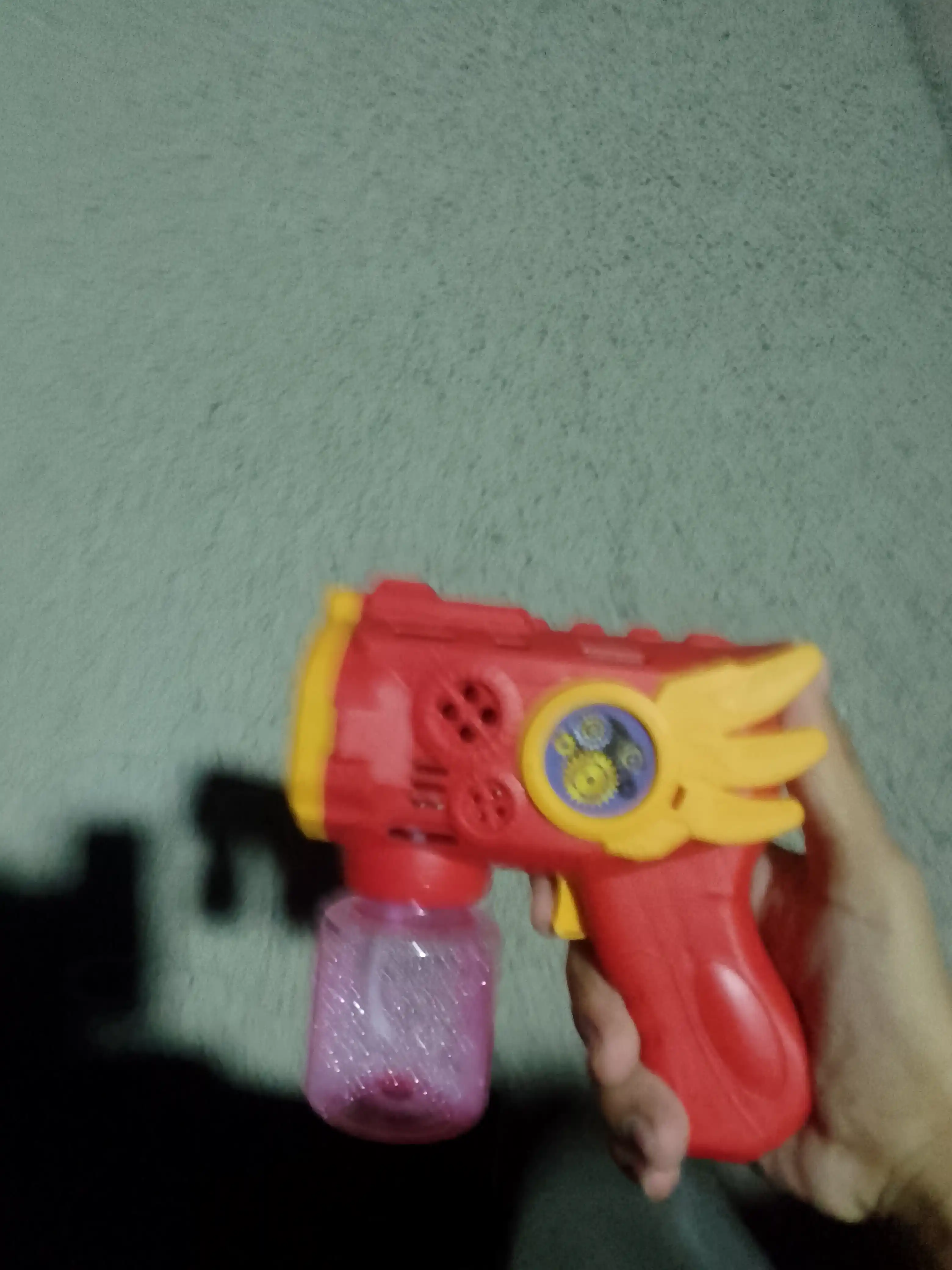 Bubble Gun – Яркий пузырьковый пистолет для детей