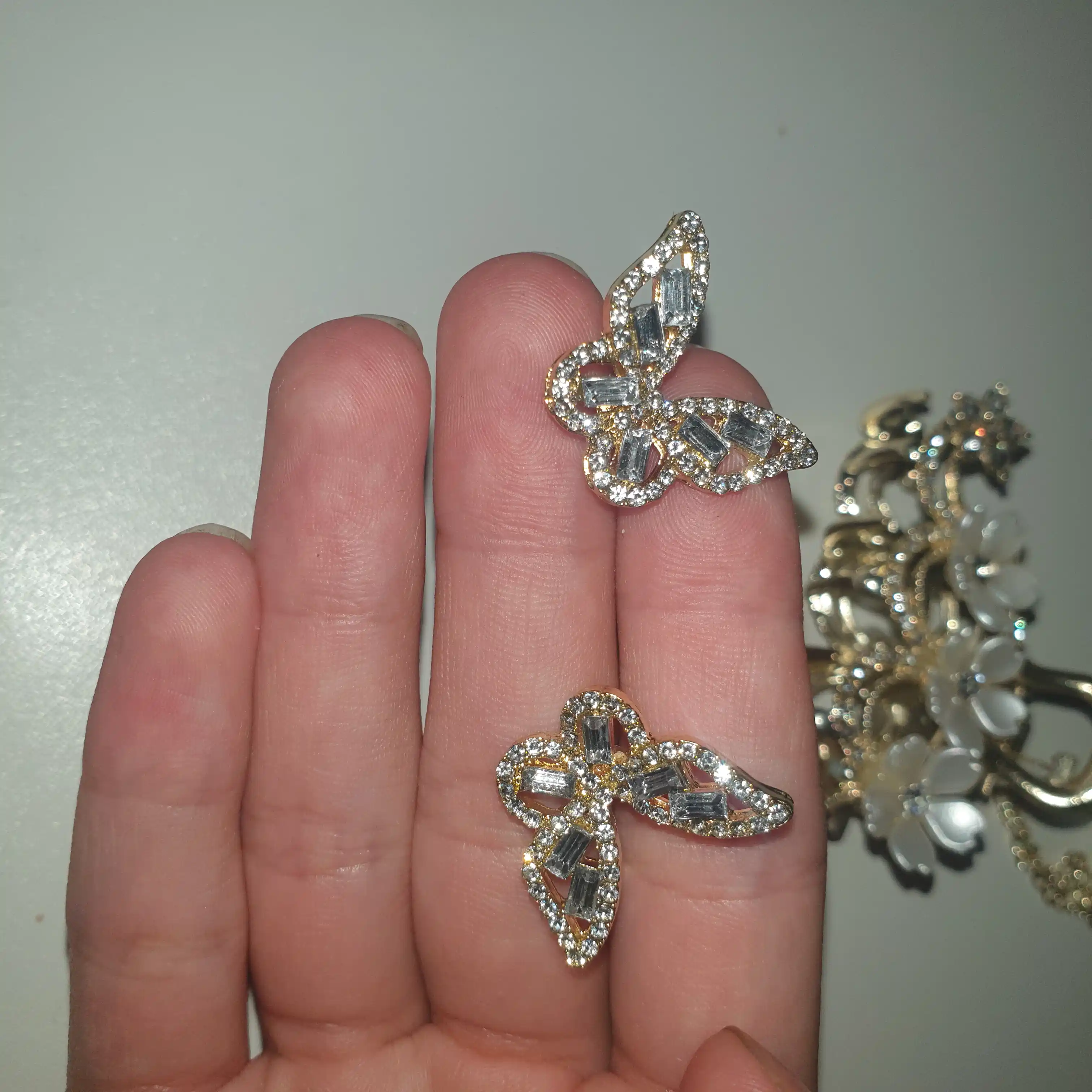 Серьги в форме бабочки, женские серьги