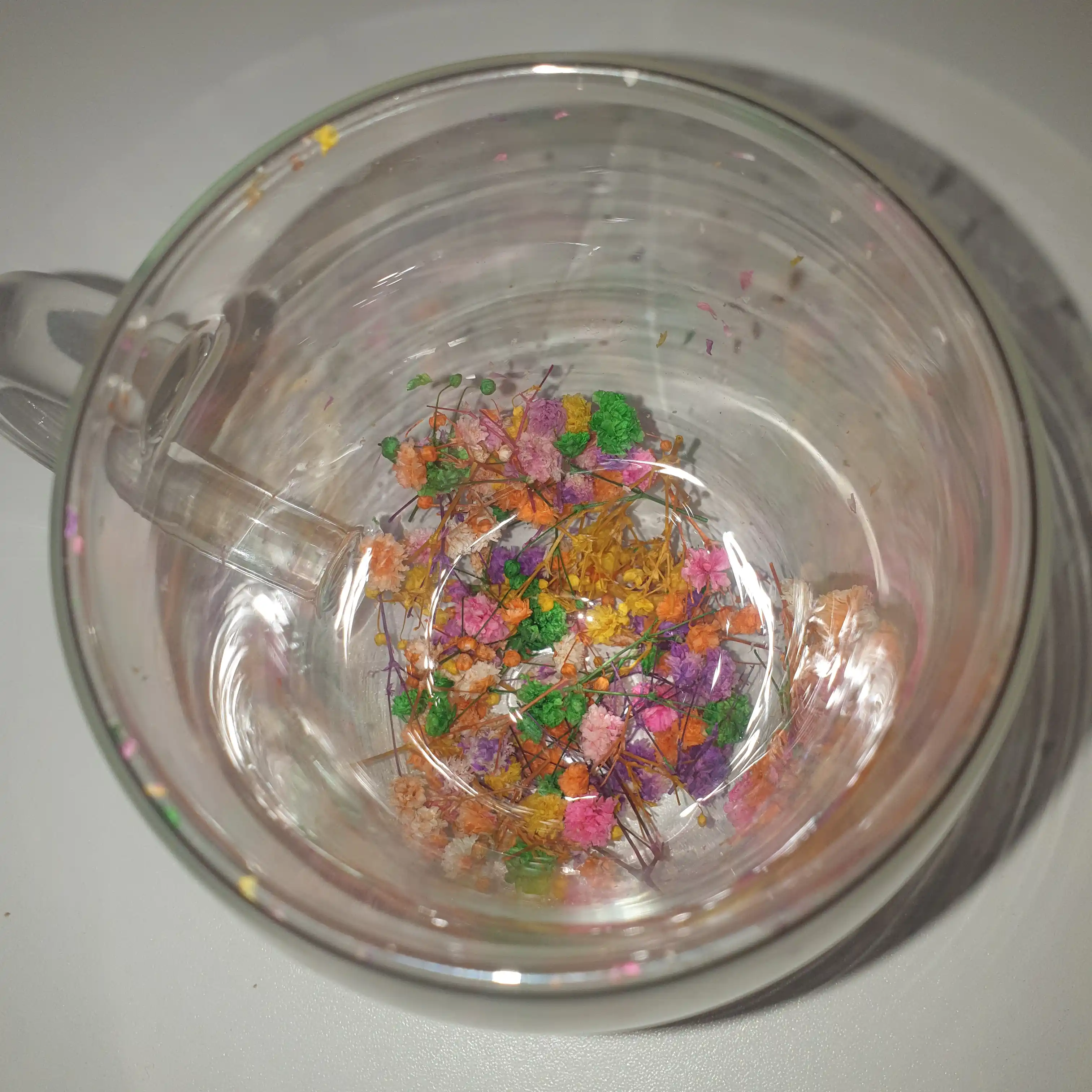 Shisha krujka, ikki devorli va gulli