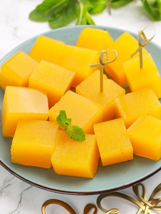 Манго сушеное кубики, 70 г