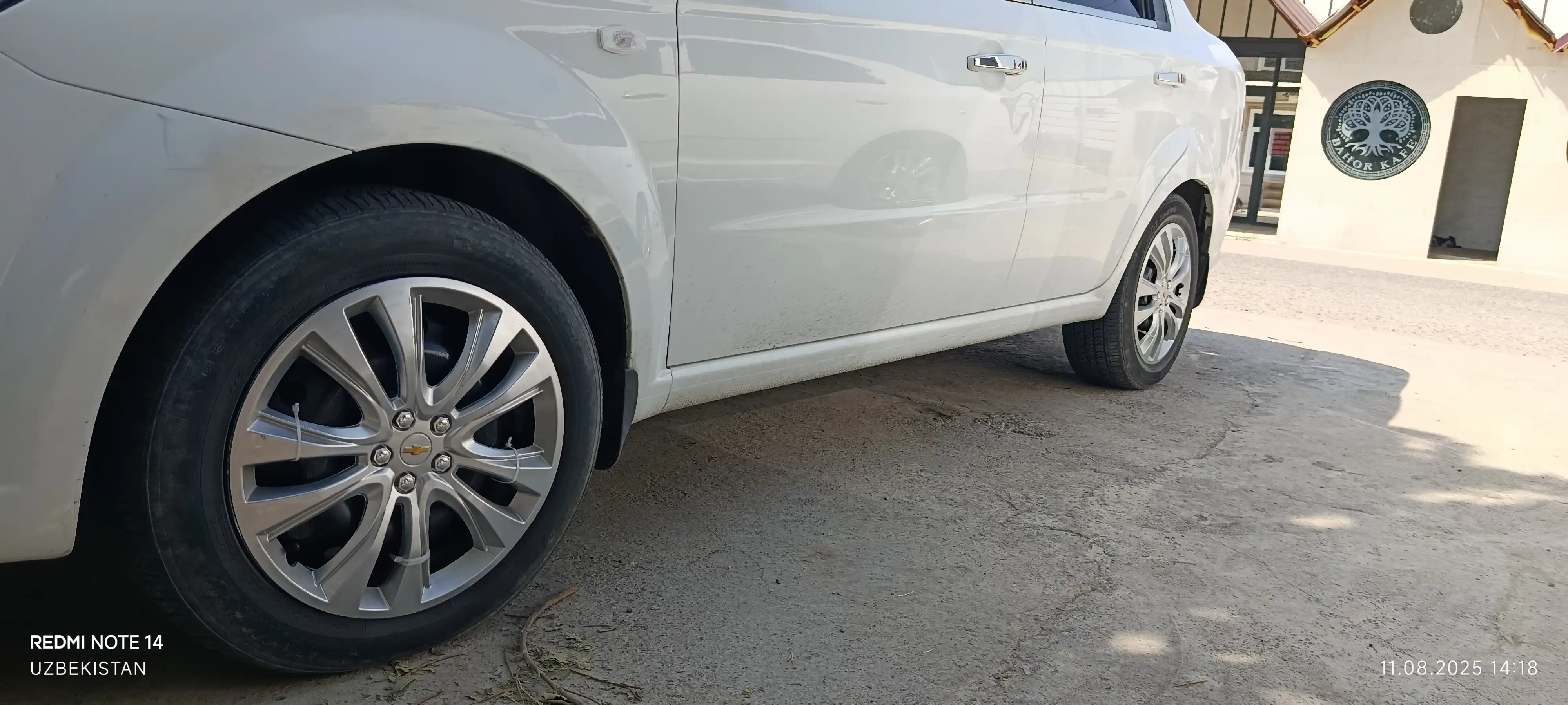 Disklarga mo'ljallangan Tracker dizaynli qopqoqlar, 4 dona