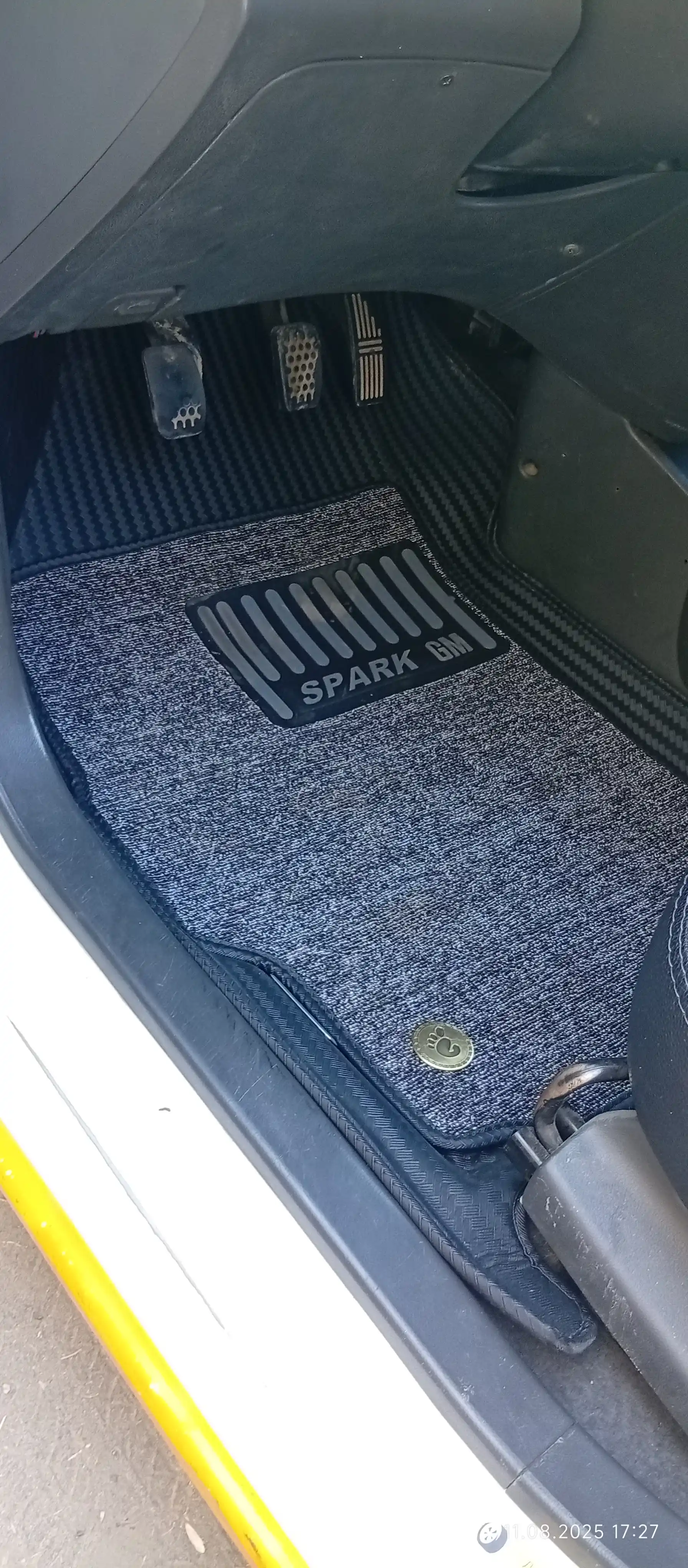 Коврик 7D для салона автомобиля Chevrolet Spark