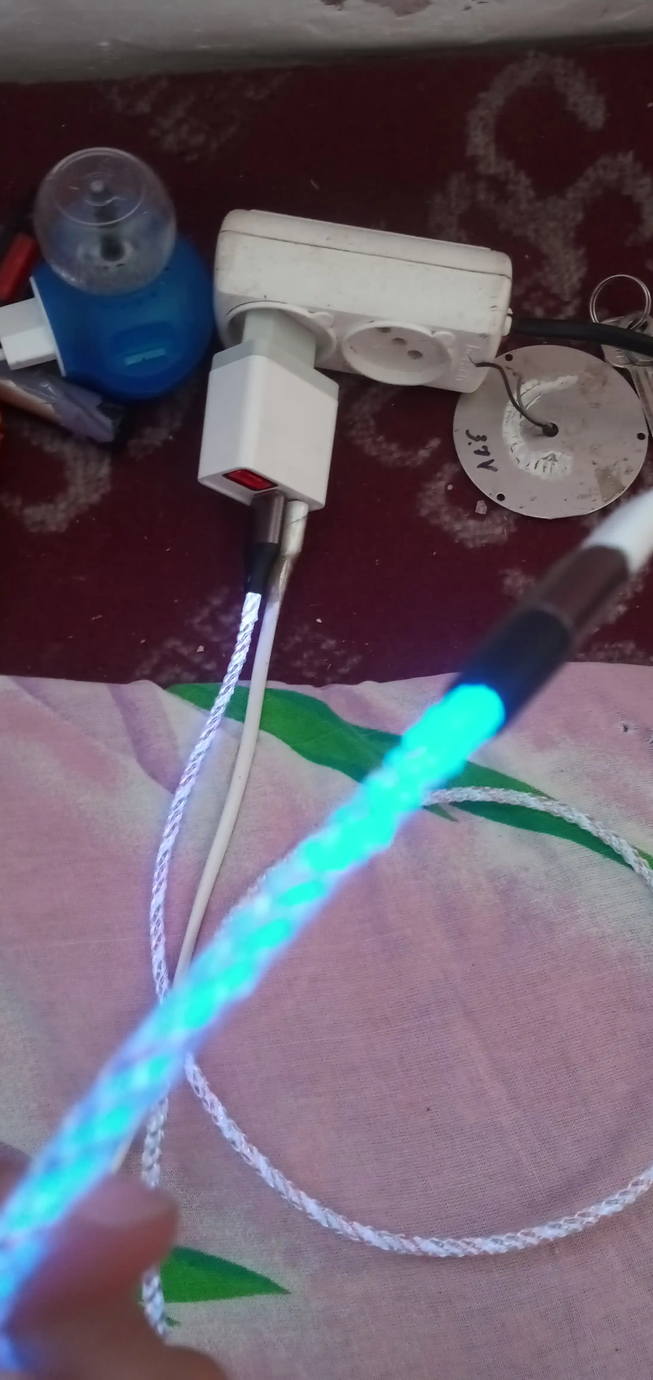 Porlayotgan sim kabel Android va iPhone USB TYPE-C bilan zaryadlash uchun