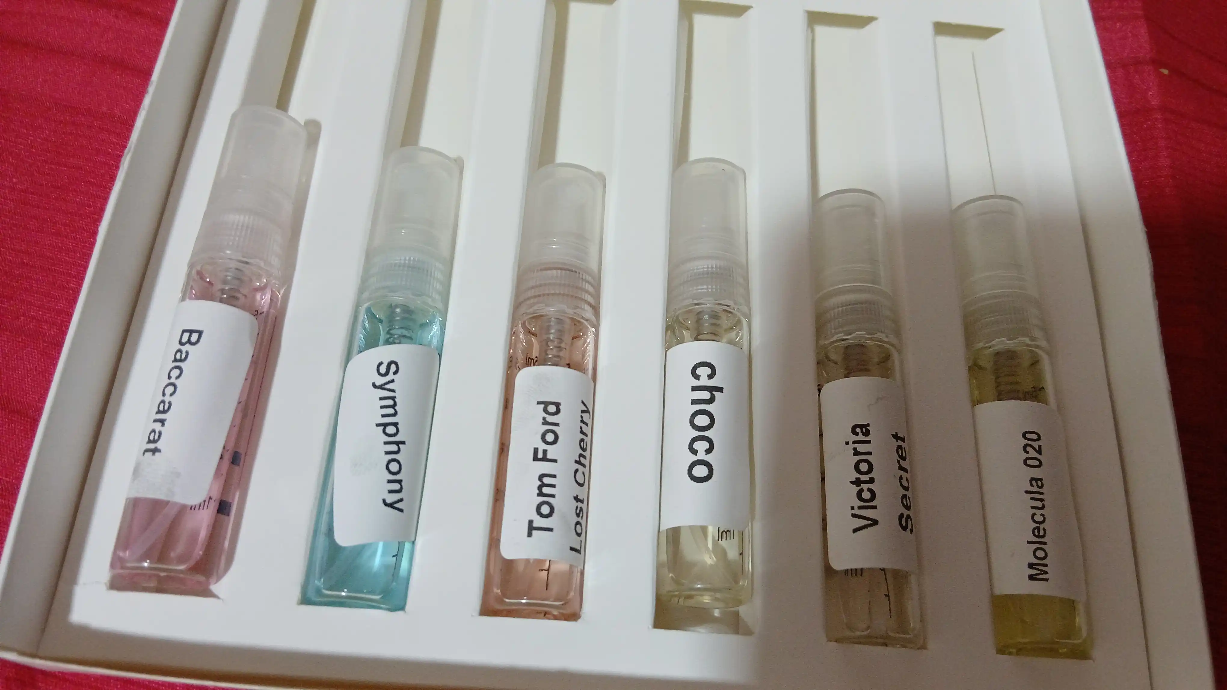 Ayollar uchun atir, Baccara, Molecula 020, Lost Cherry, Victoriya secret, choco, Symphony