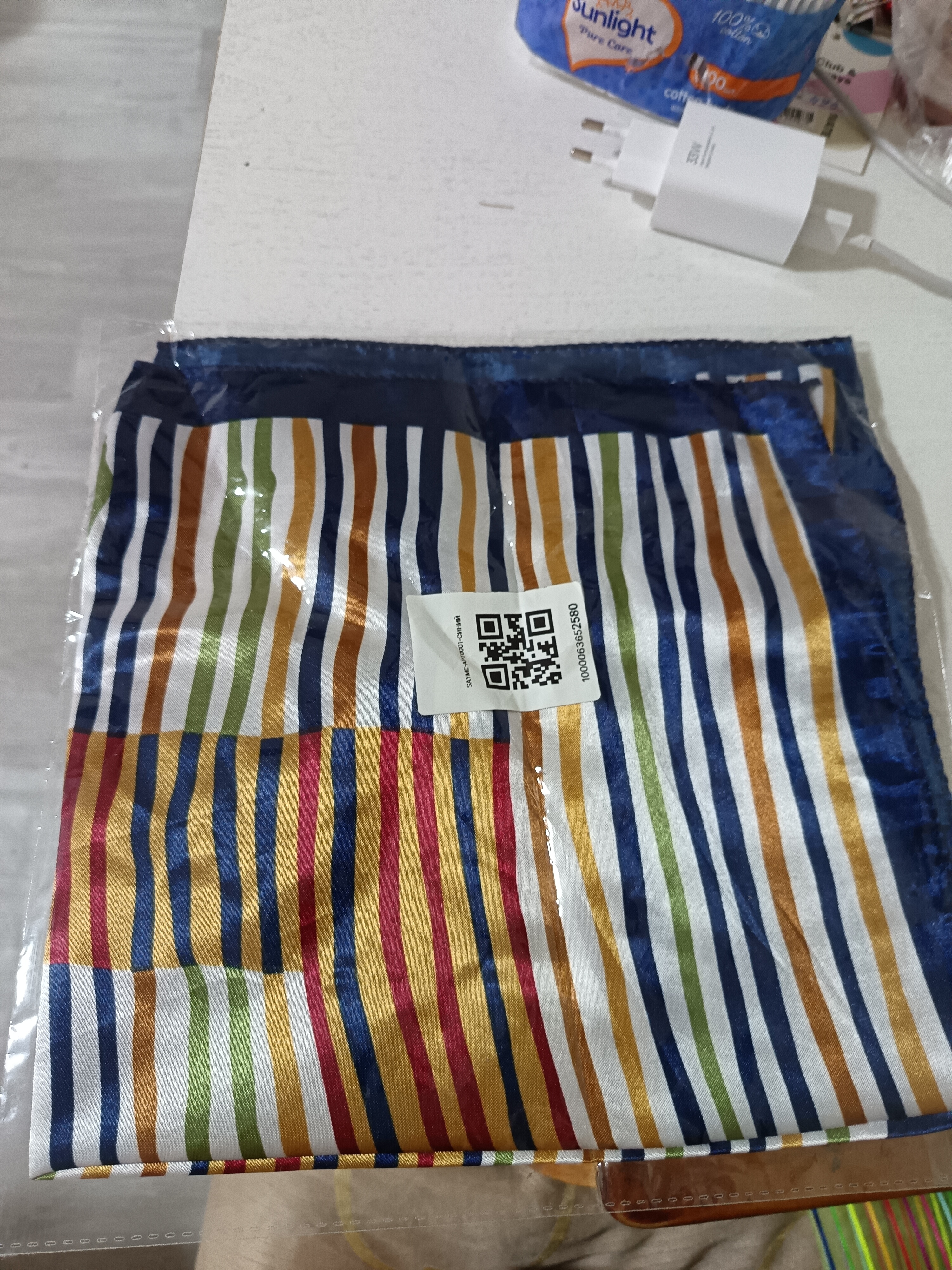 Ayollar ro'molchasi bosh yoki bo'yin uchun, kvadrat bosma bandana, atlas palantin