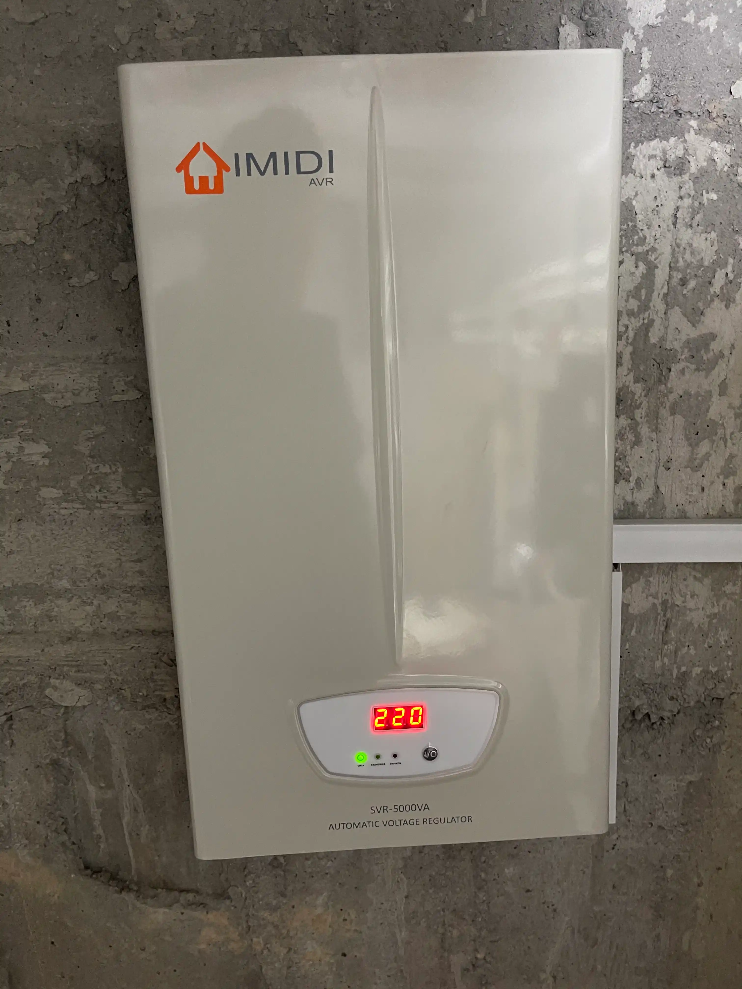 IMIDI o'rni kuchlanish stabilizatori, 100-260 vatt