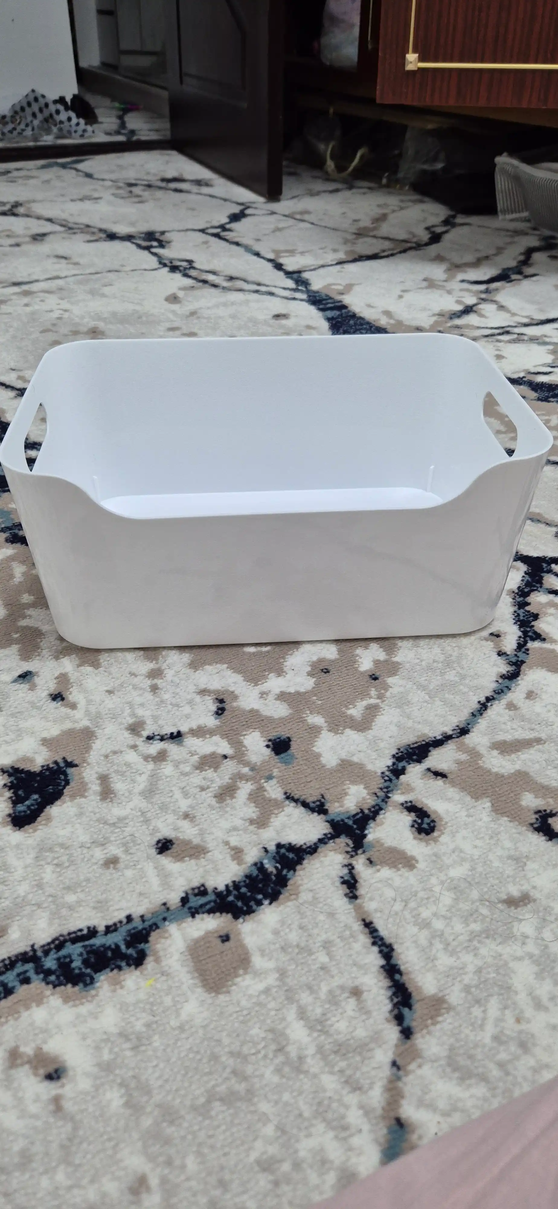 "Scandi" saqlash uchun plastik savat-organayzer