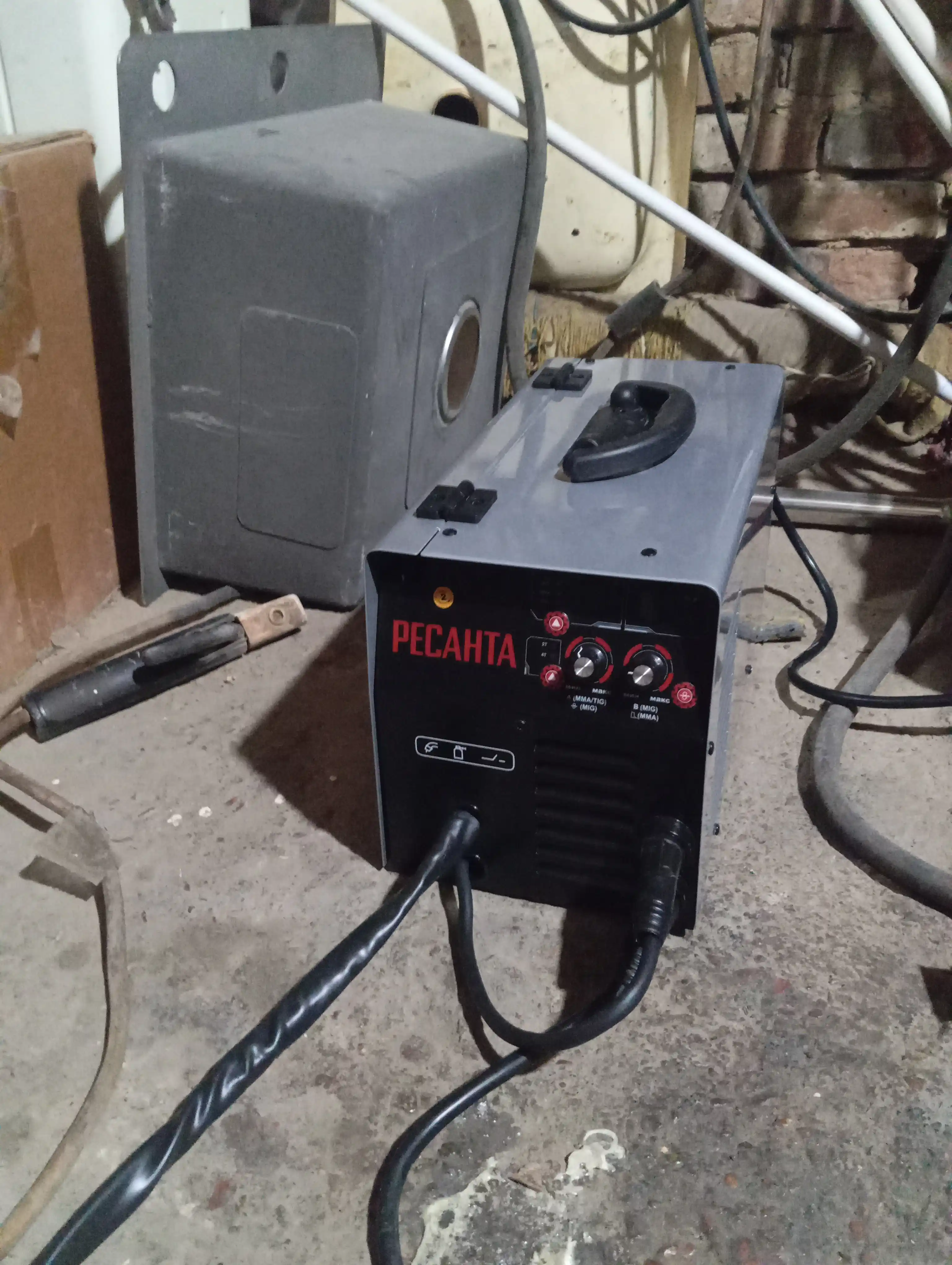 SAIPA-200C MIG/MAG payvandlash yarim avtomati Resanta art. 65/56