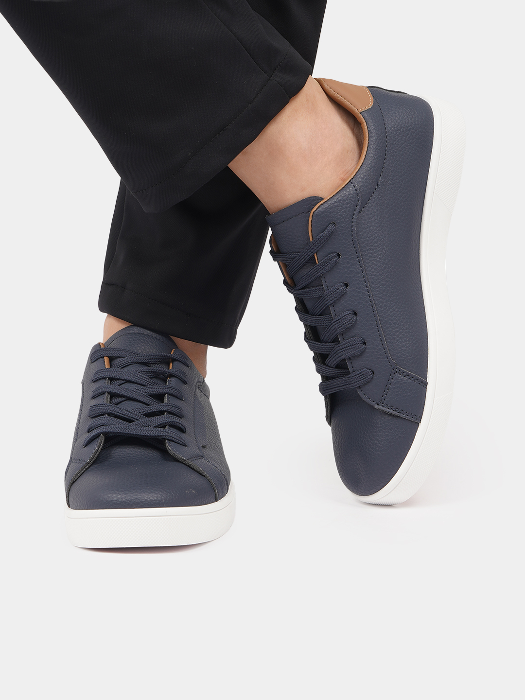 Chiroyli rus qizlari ishtirokida porno tomosha qiling