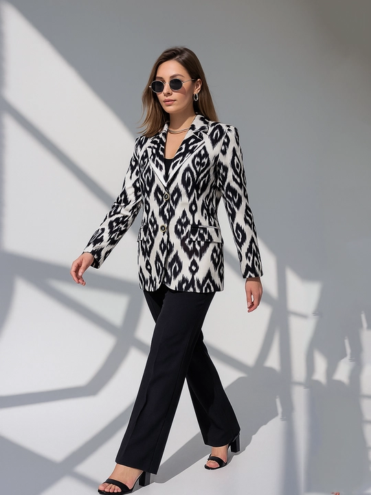DEGO, ayollar kostyumi ikkilik: jaket va shim, ikat bosma, M-7XL o‘lchamlari