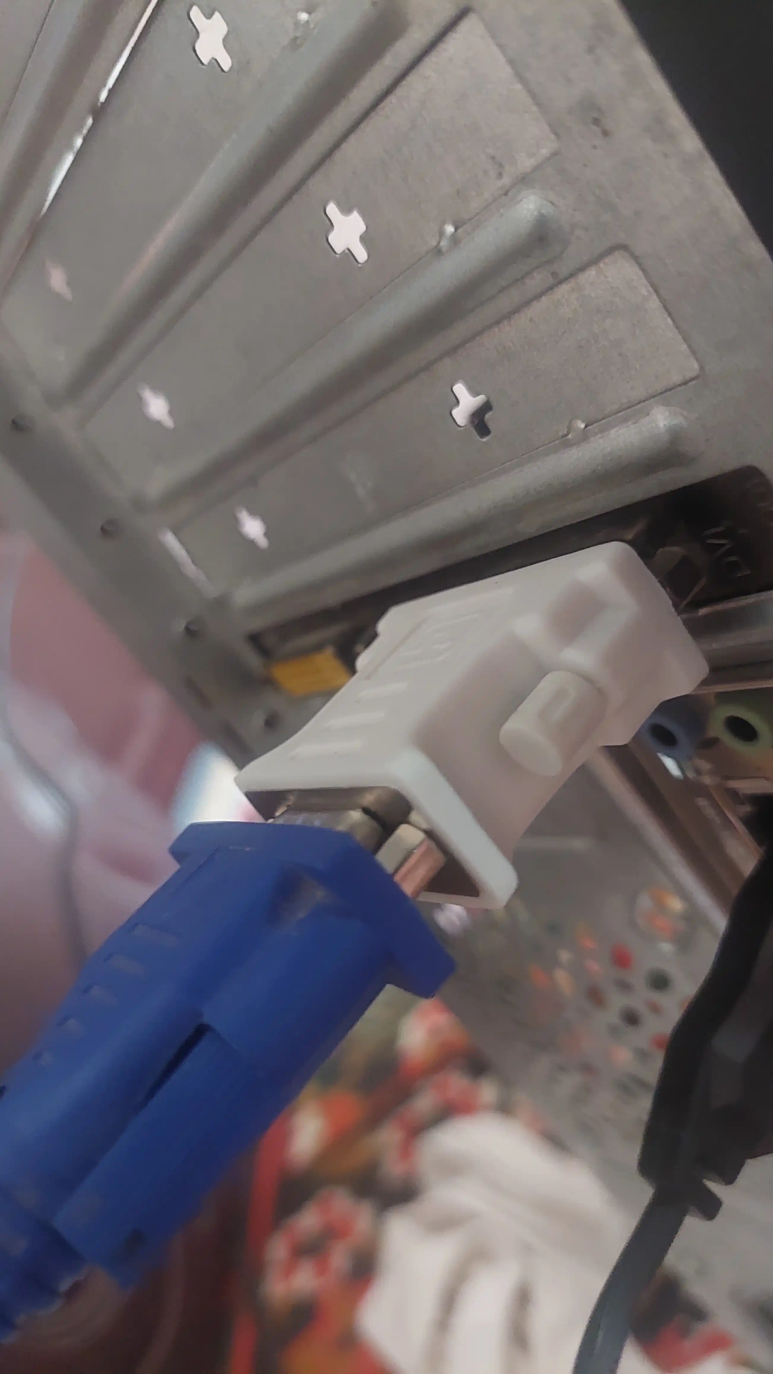 Adapter DVI-I dan VGA ga 1080p