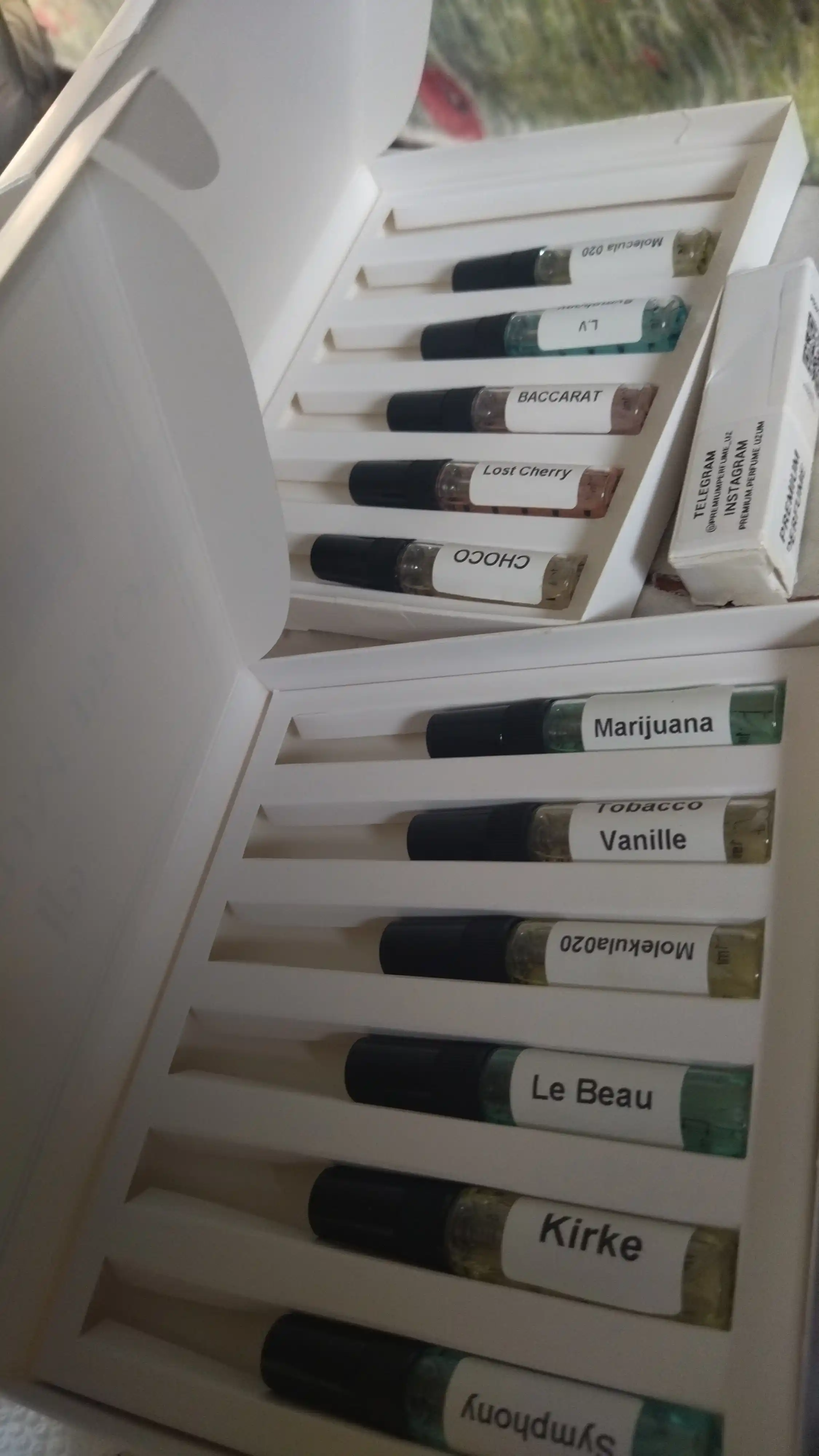 Erkaklar uchun atir nabor, Kirke, Molekula, Symphony, Le Beau, Marijuana, Tobacco Vanille