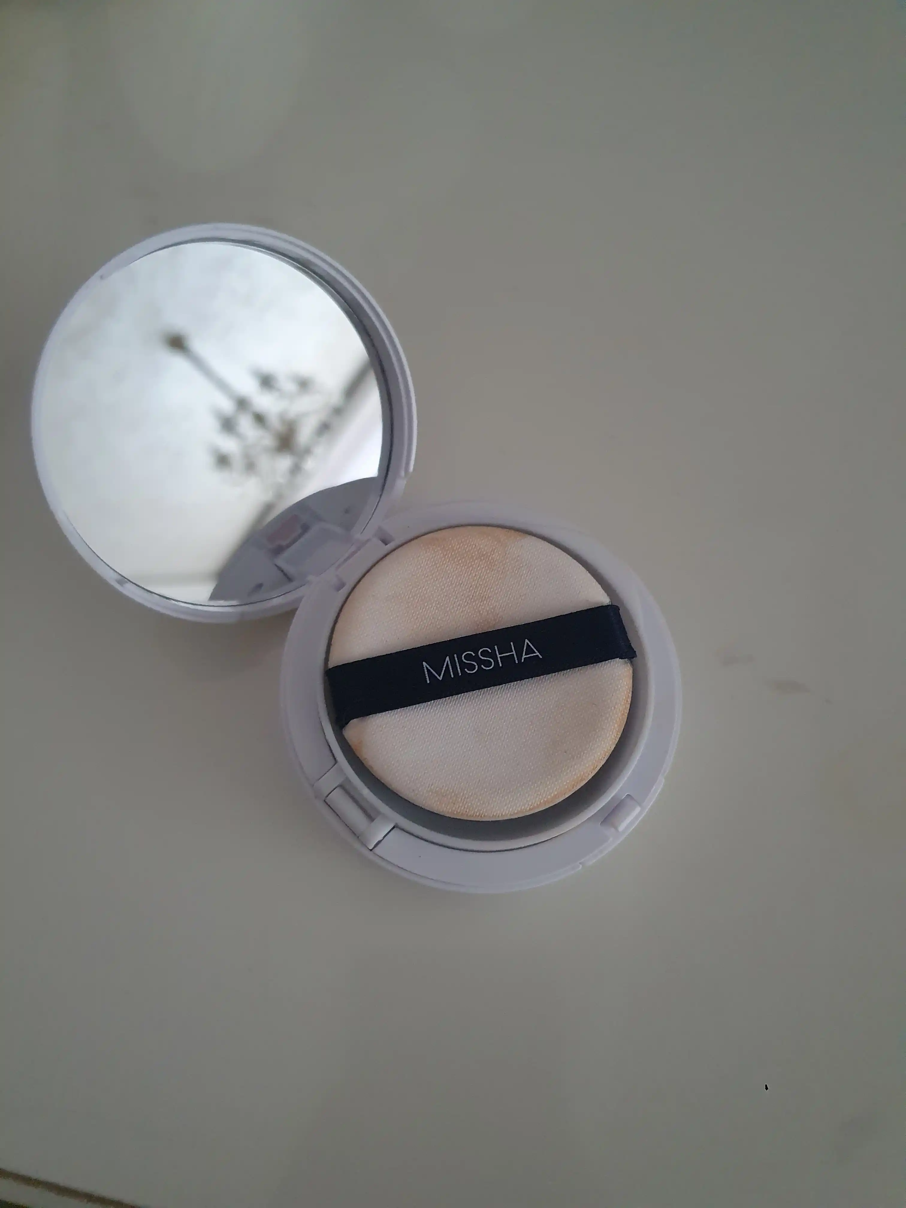 Krem-kushon Missha Magic Cushion
