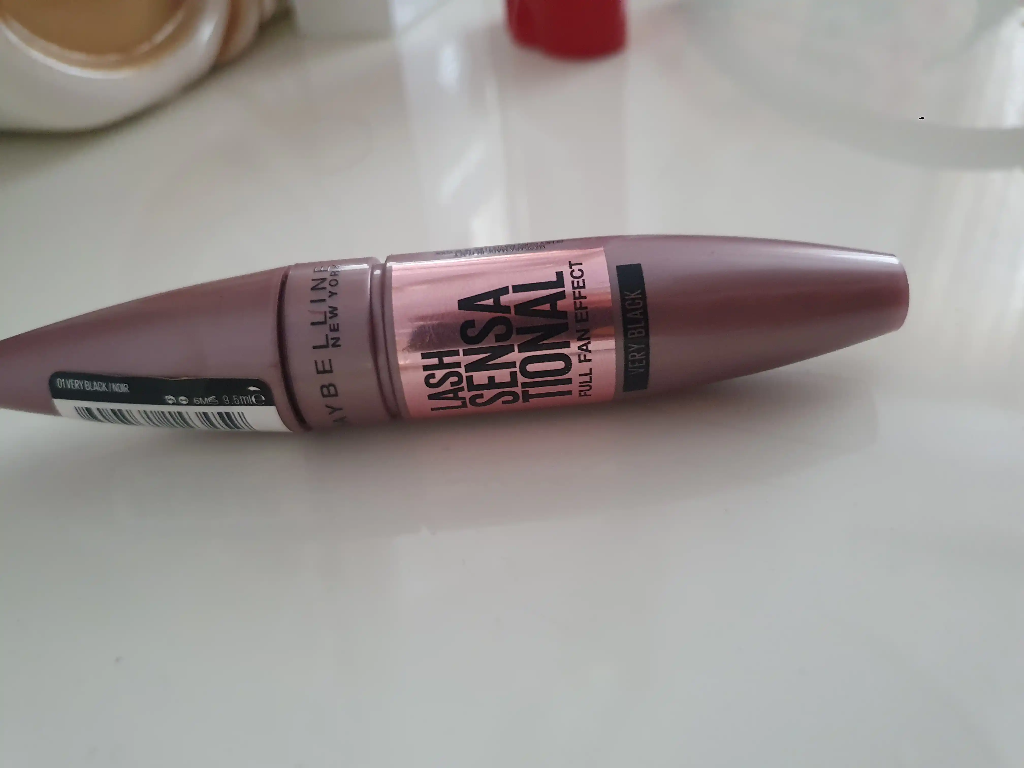 Kipriklar uchun tush Maybelline New York Lash Sensational yelpig'ich hajmli