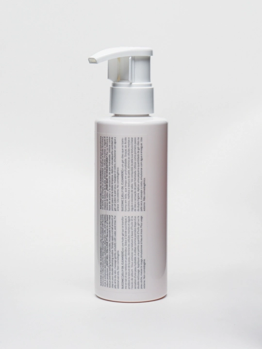 Sensilis Succinic Jelly Oil Cleanser yog‘li teri uchun yuz yuvish gel-moyi, 150 ml