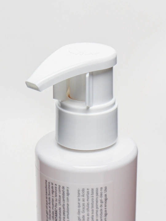 Sensilis Succinic Jelly Oil Cleanser yog‘li teri uchun yuz yuvish gel-moyi, 150 ml