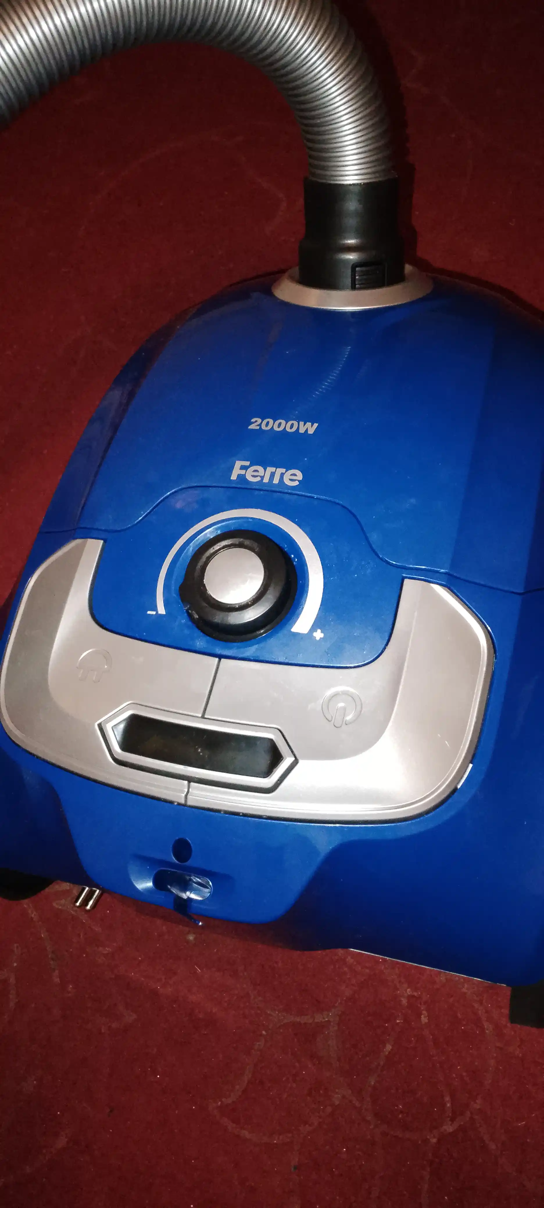 Пылесос Ferre VC-1108C, с HEPA - фильтром, мощность всасывания 450 Вт