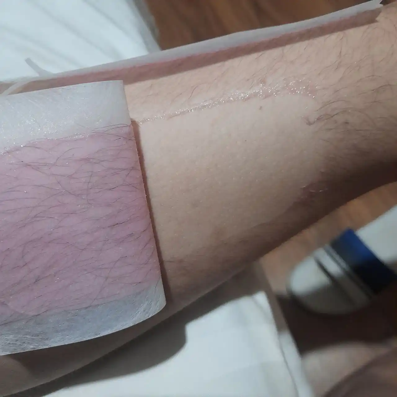 Восковые полоски Veet professional, 12 штук, 3 салфетки, с маслом ши, для чувствительной кожи