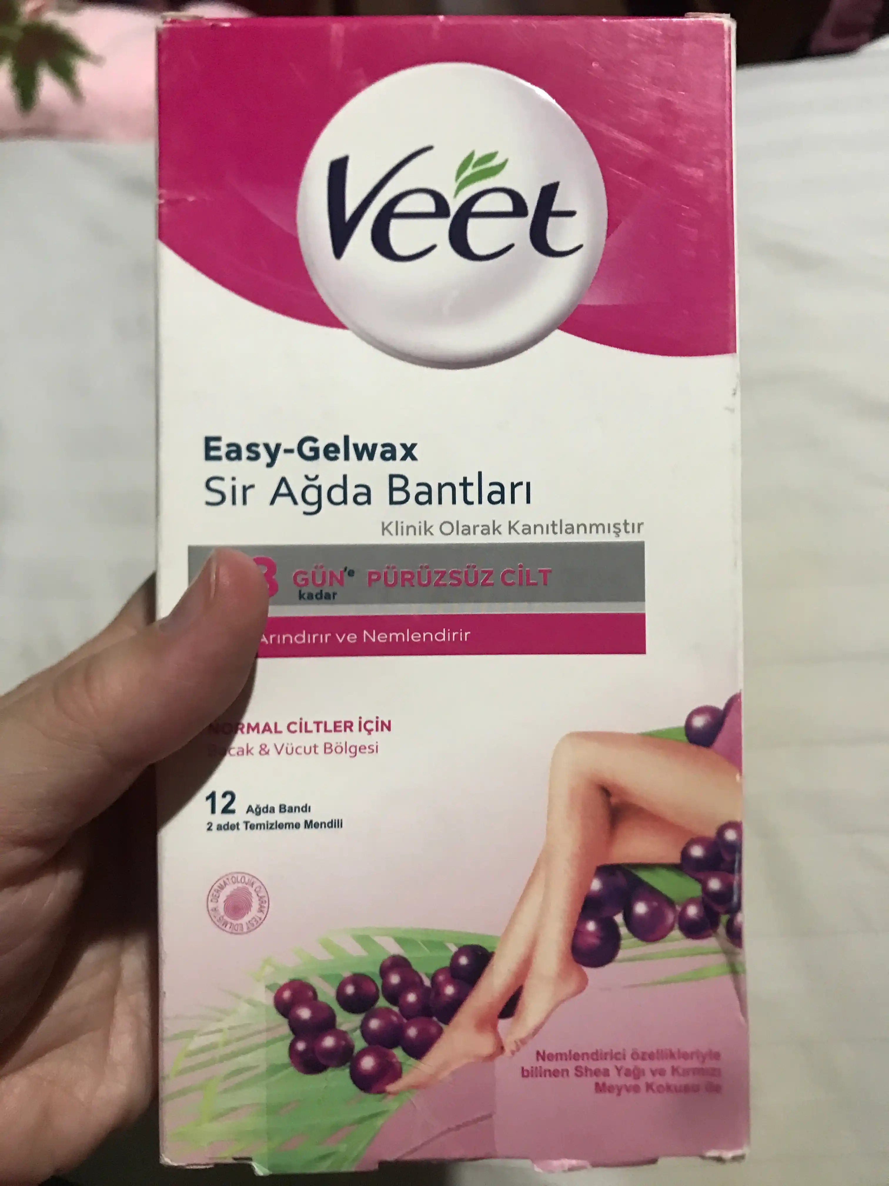 Восковые полоски Veet professional, 12 штук, 3 салфетки, с маслом ши, для чувствительной кожи