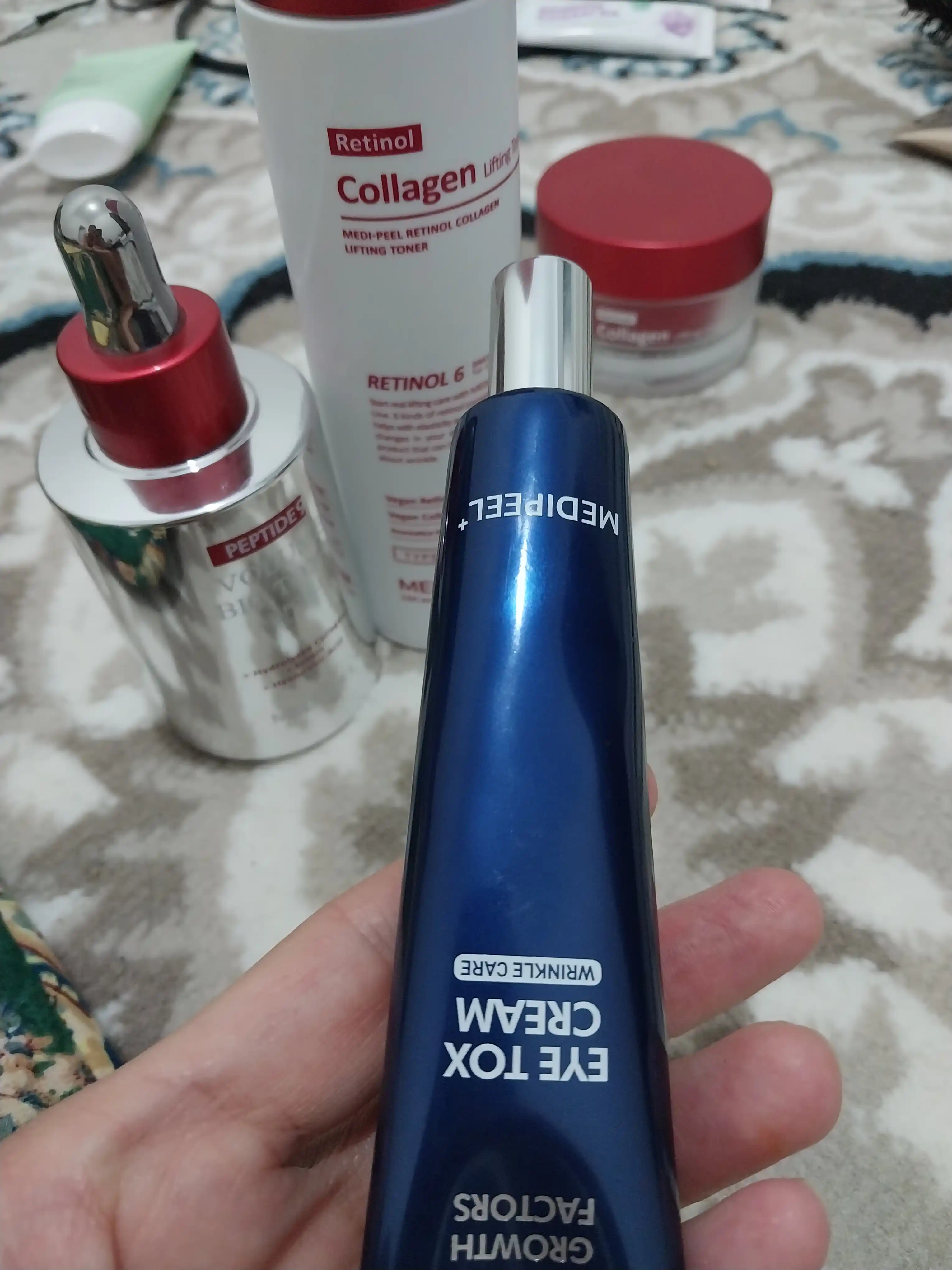 Крем для век, MEDIPEEL+, Aqua essence, 24K gold snail repair, 5 growth factors, Volume lif-tox,  Hyaluronic, 40 мл