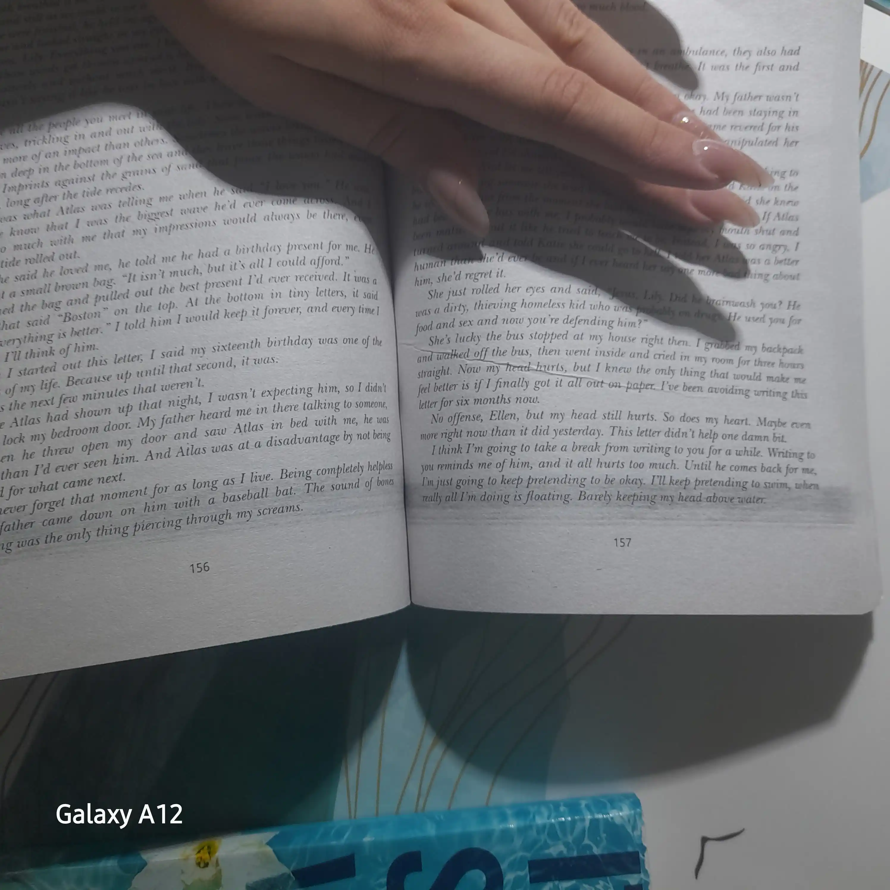 Kitob "It starts with us, Colleen Hoover", ingliz tilida