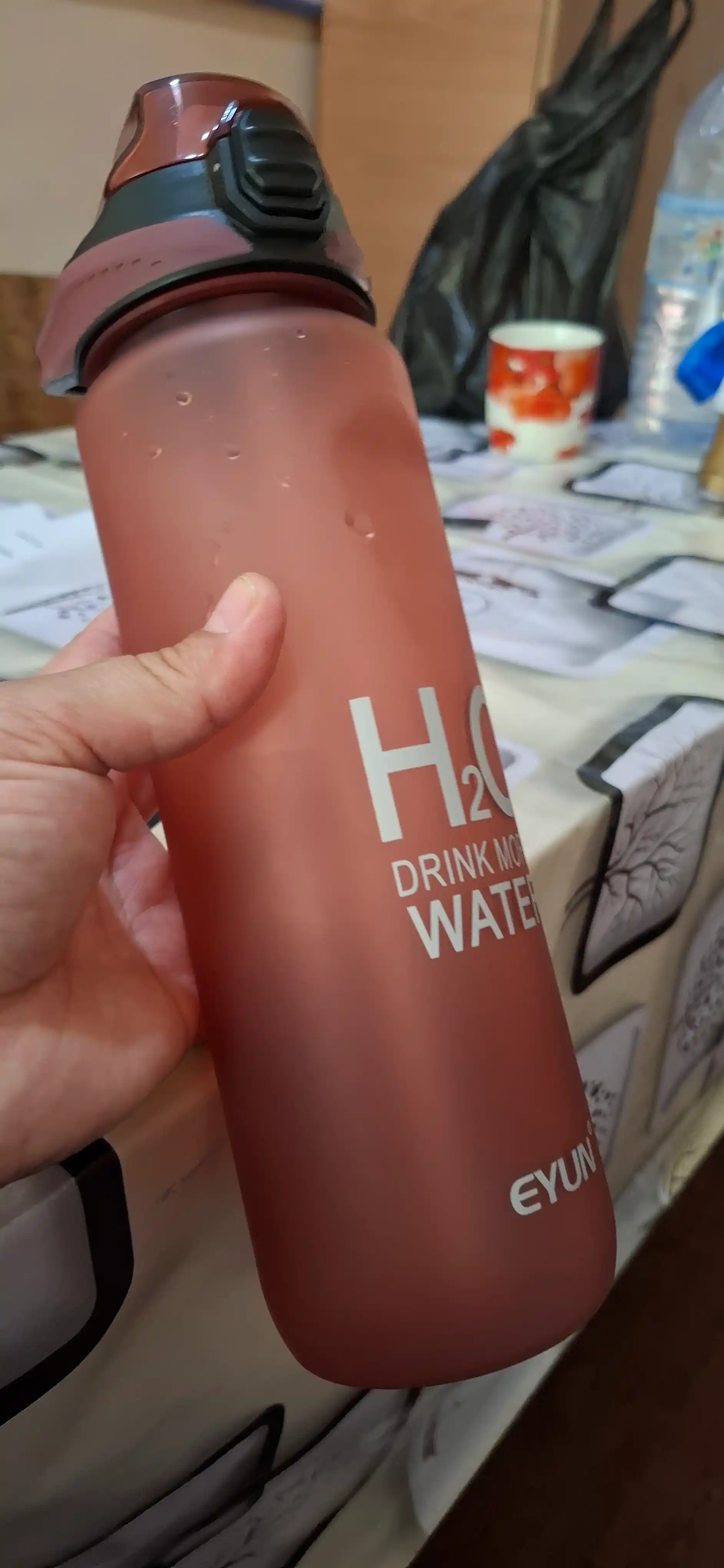 Mat sport suv idishi, qulfli, H2O, 680 ml, 1000 ml
