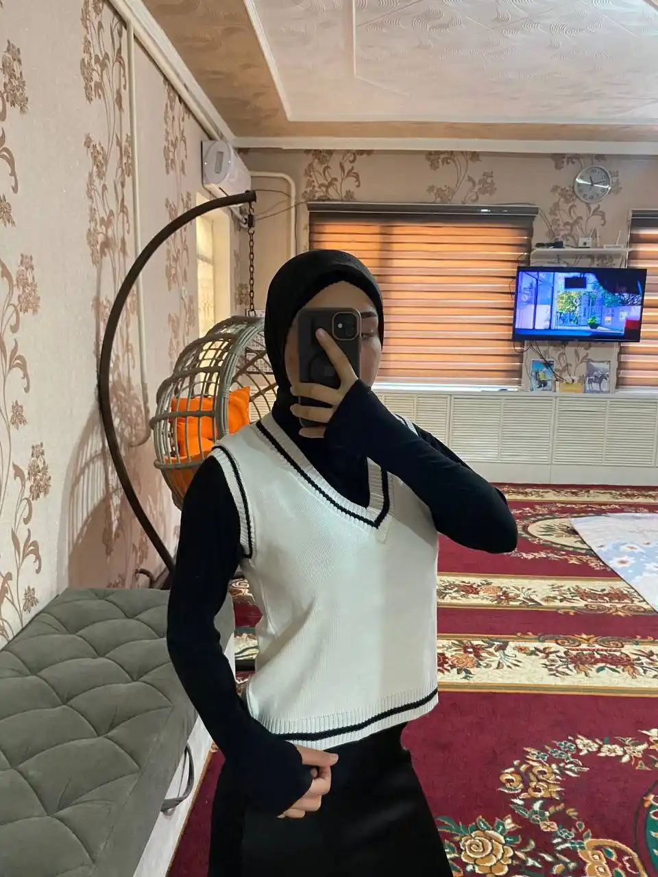 Maktab va o`qish uchun nimcha, jiletka Didov Triko uy, ish, ofis, maktab uchun