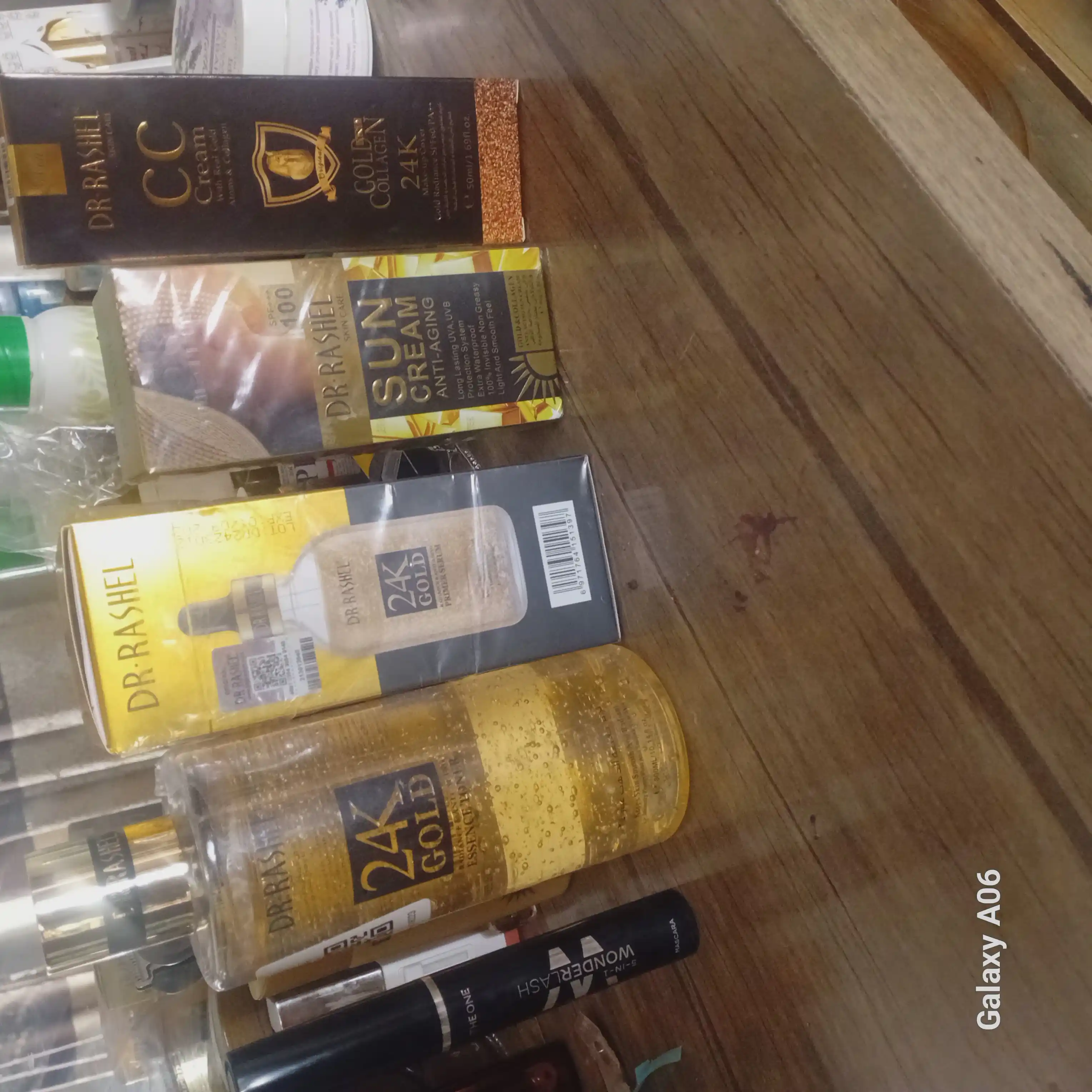 Тонер для лица 24K gold radiance & anti-aging essence toner, 300 мл