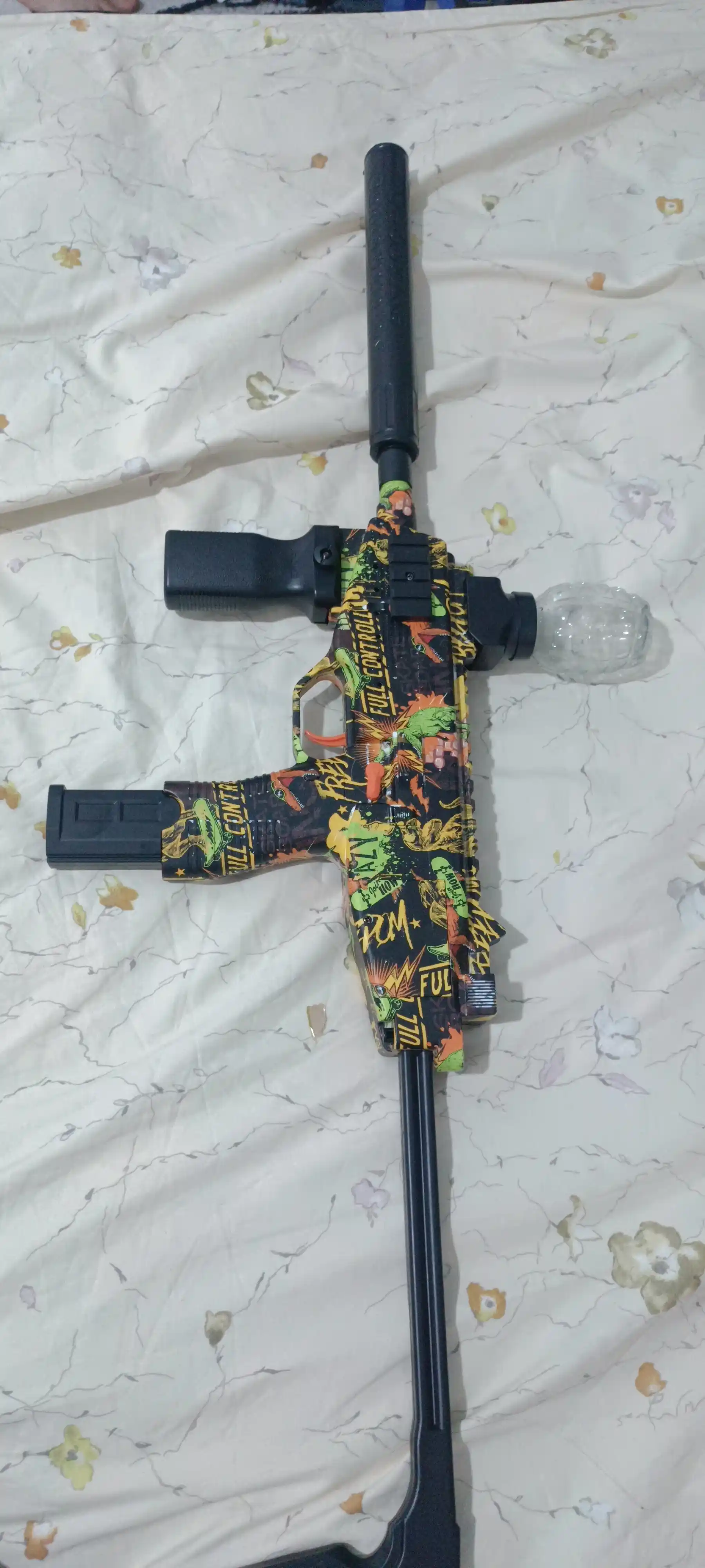 Orbitali pnevmatik to'pponcha, Glock, avtomat M416, miltiq, suvli o'q, orbiz