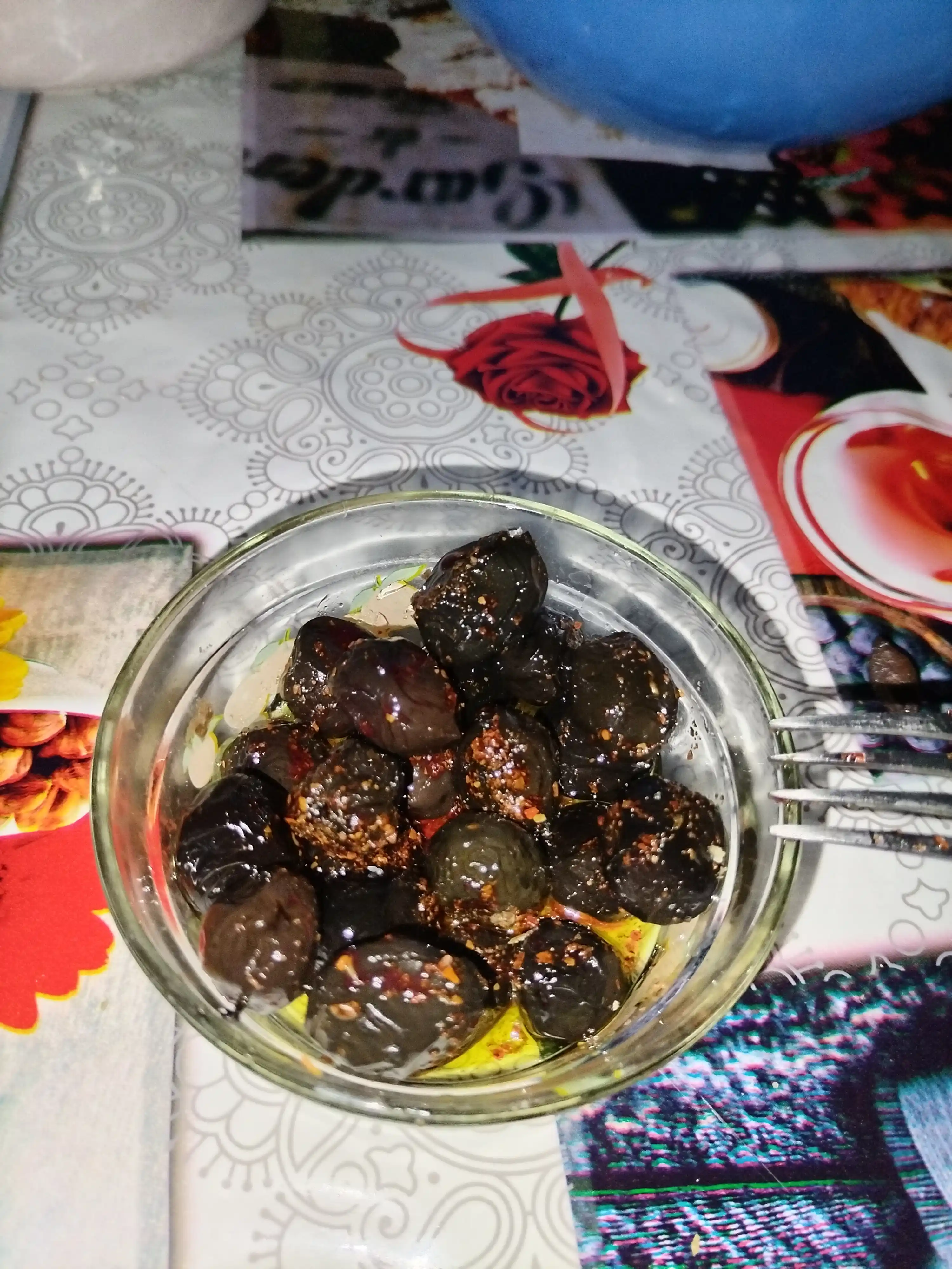 Turkiyaning qora zaytun danakli, vakuum qadoqda, Efe marmara