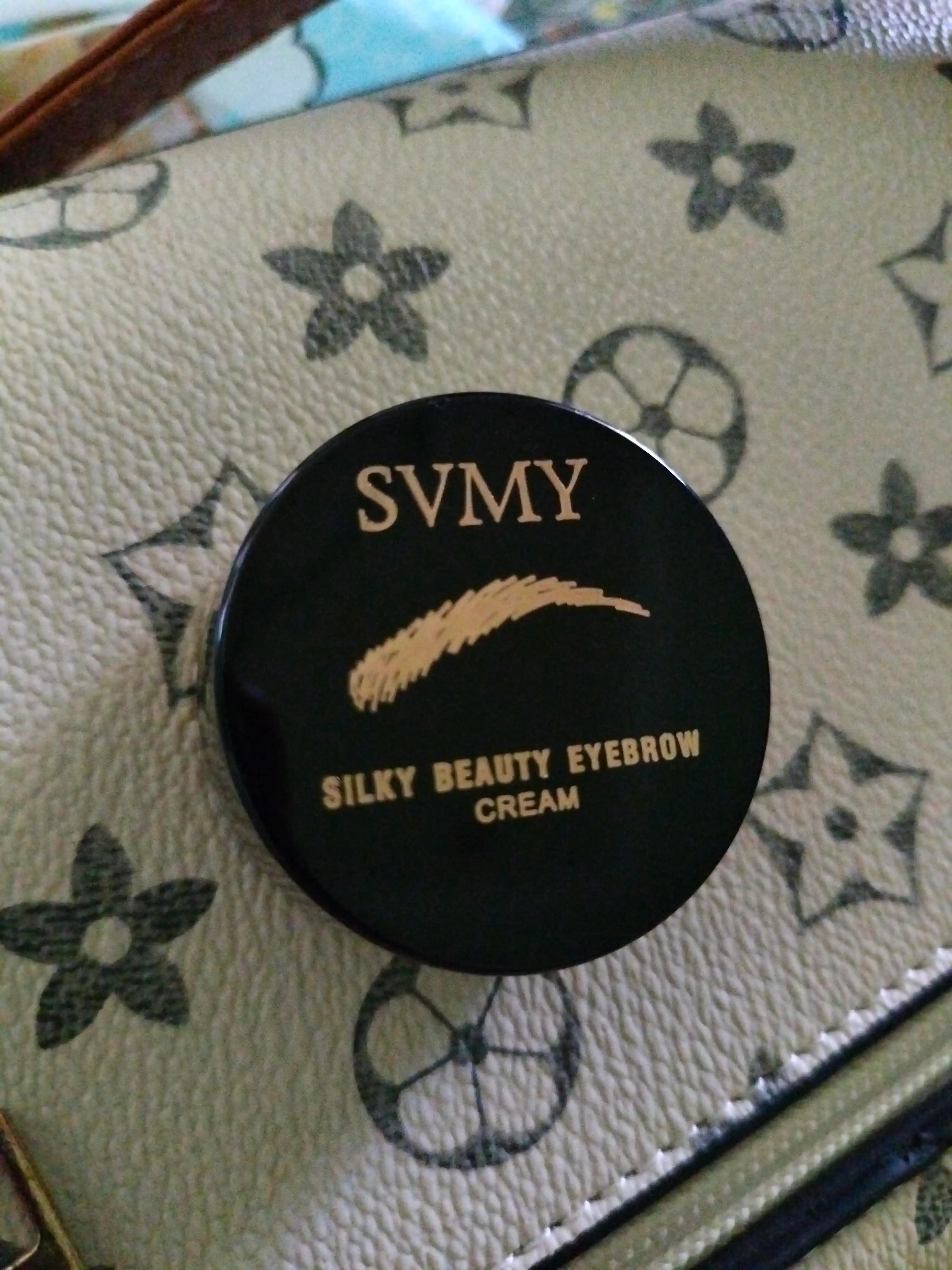 Помада для бровей SVMY