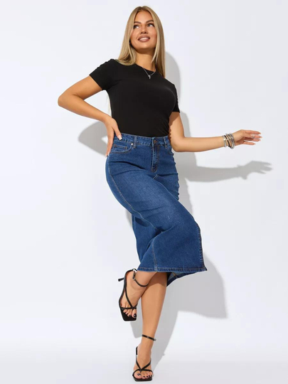 Ayol dugonalarini jinsiy aloqa qilishga taklif qilgan.