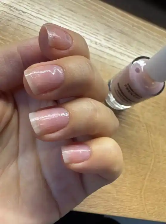 FRENCHI, tezkor mustahkamlovchi temir bilan lak, pushti, 11 ml