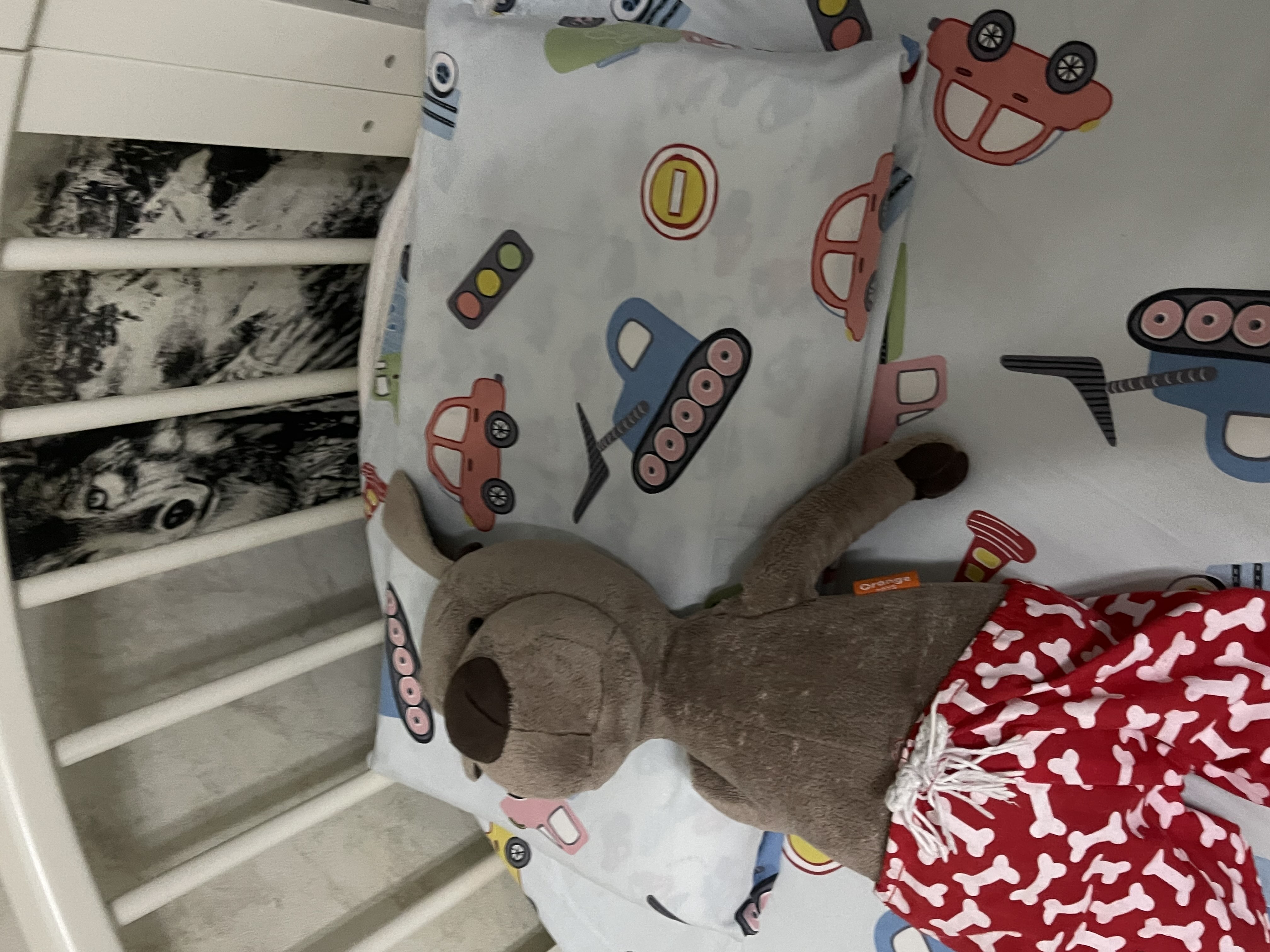 Bolalar ortopedik uyqu yostigi, Memory Foam xotira effektiga ega toldiruvchi