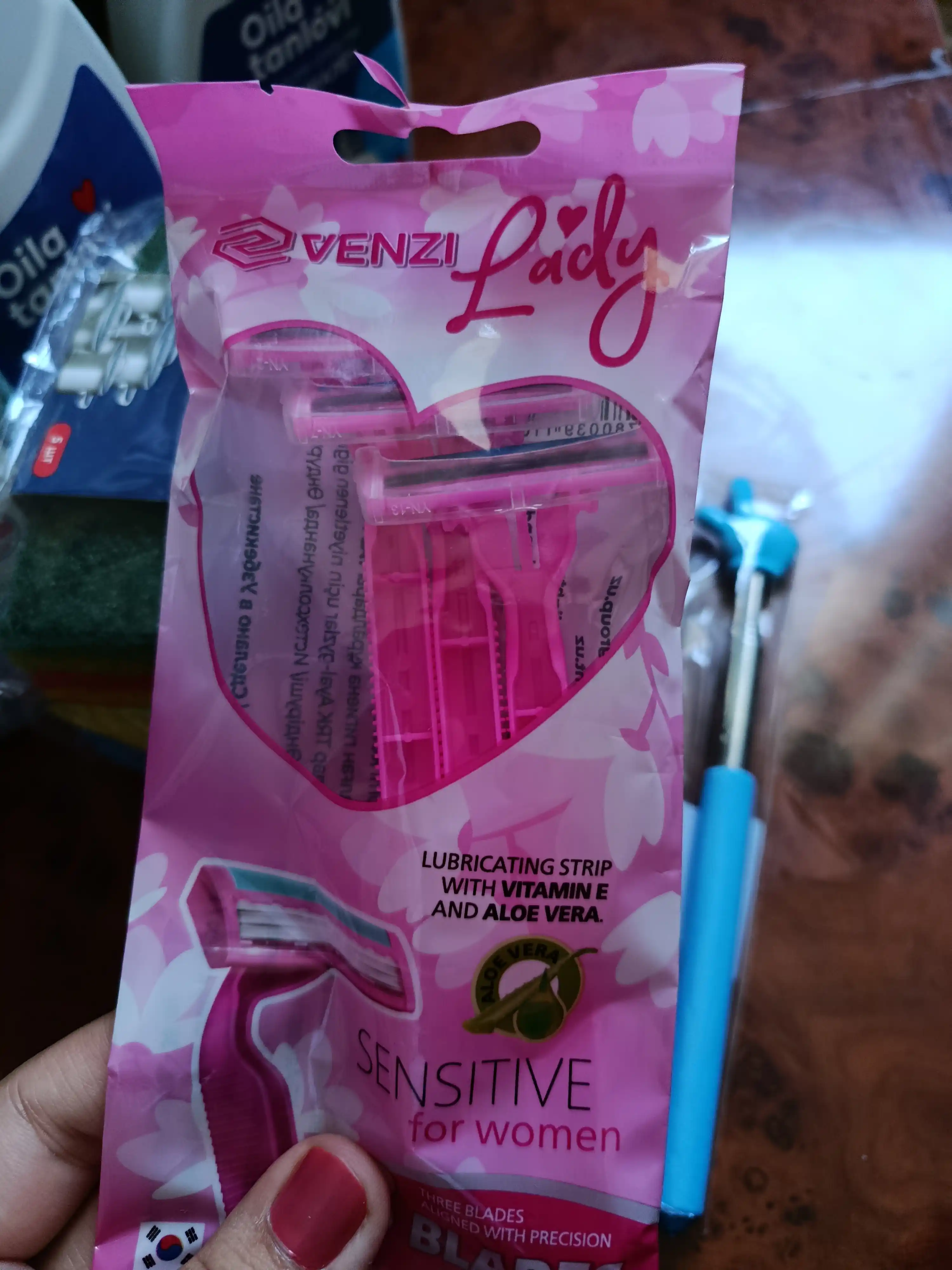 Бритва Venzi Lady одноразовая