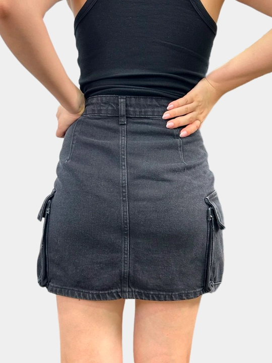 Ayollar kargo jinsi yubkasi, kichik 38 sm, katta cho‘ntakli, Turkiya, 100% paxta