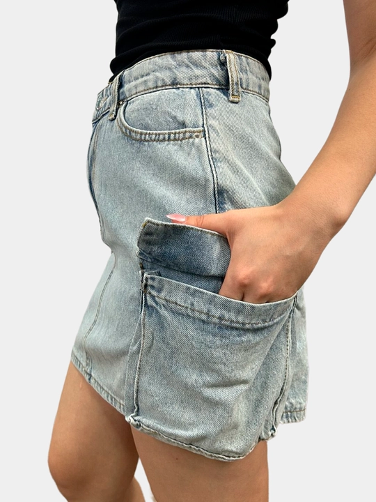Ayollar kargo jinsi yubkasi, kichik 38 sm, katta cho‘ntakli, Turkiya, 100% paxta