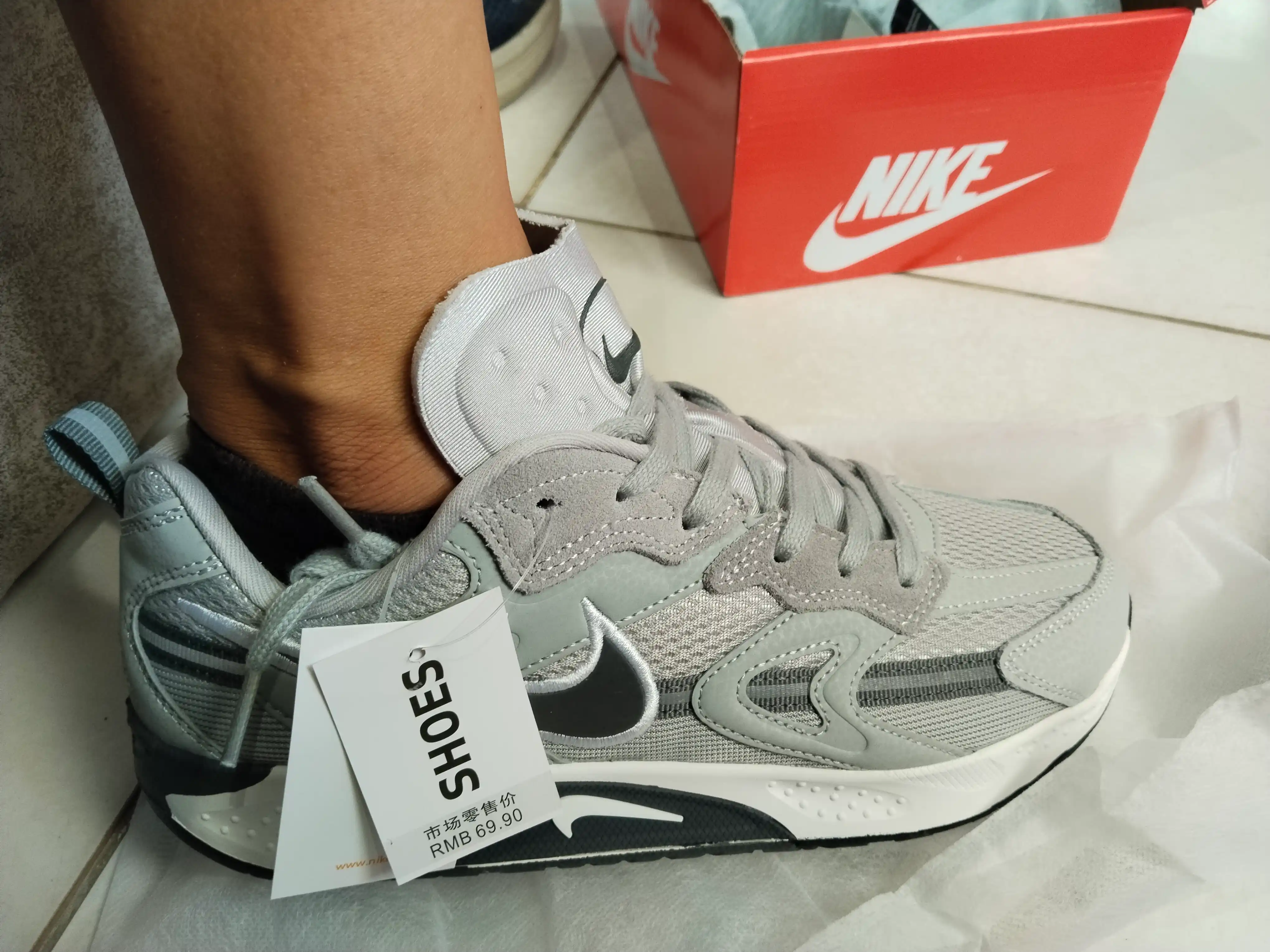 Erkaklar, ayollar, o‘smirlar krossovkalari Nike JAM, zal uchun, sport uchun, 41–45