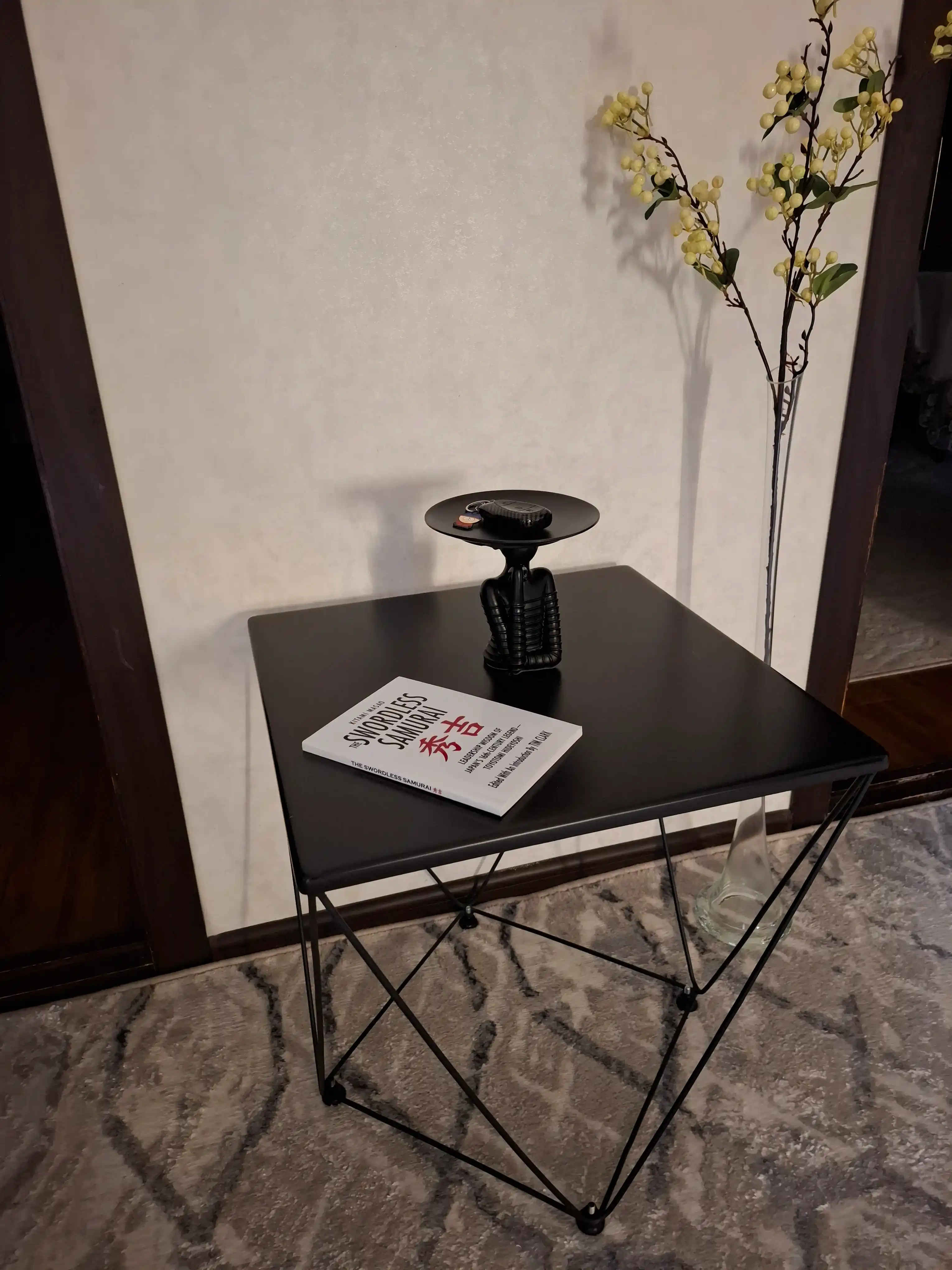Jurnal stoli AIKO Prizma, uy va ofis uchun, kofe stoli, qahva stol
