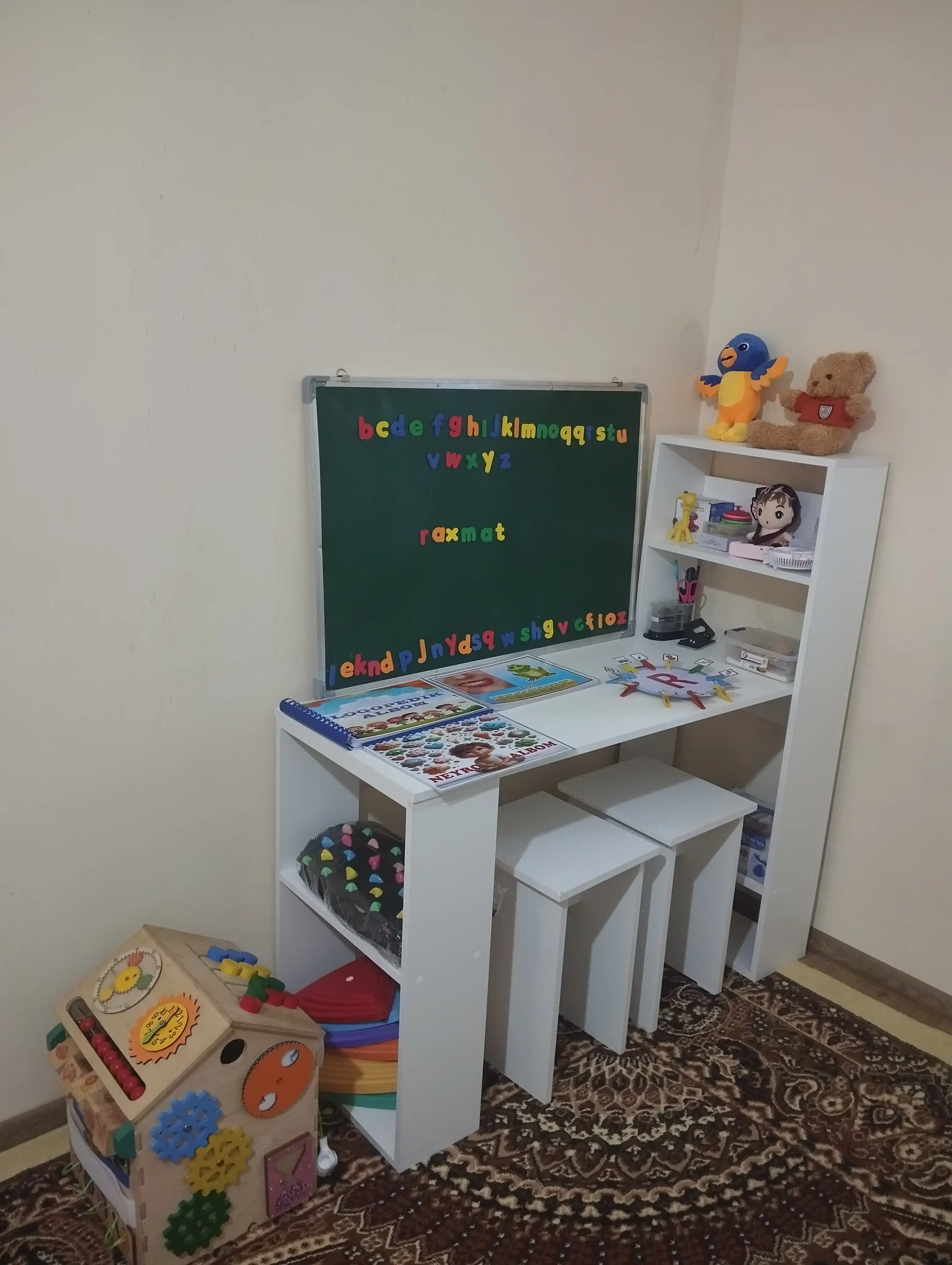 Стол компьютерный УФА, размеры 120х120х50 см, в полной комплектации