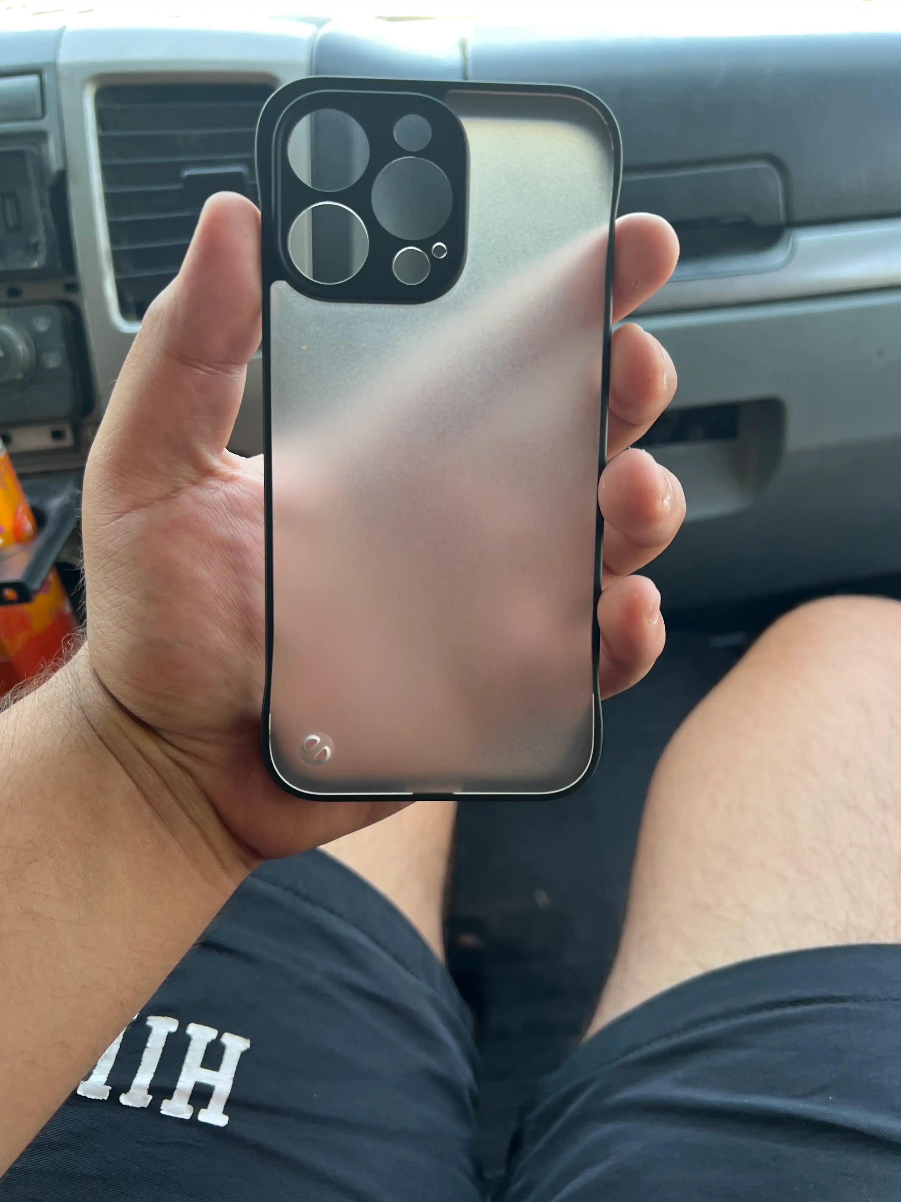 G'ilof iPhone 13 pro, 14 pro, 15 pro, 16 pro, 17 pro - Pro Max uchun