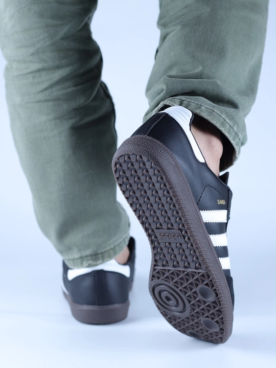 Кроссовки Adidas, unisex, размеры от 36-45